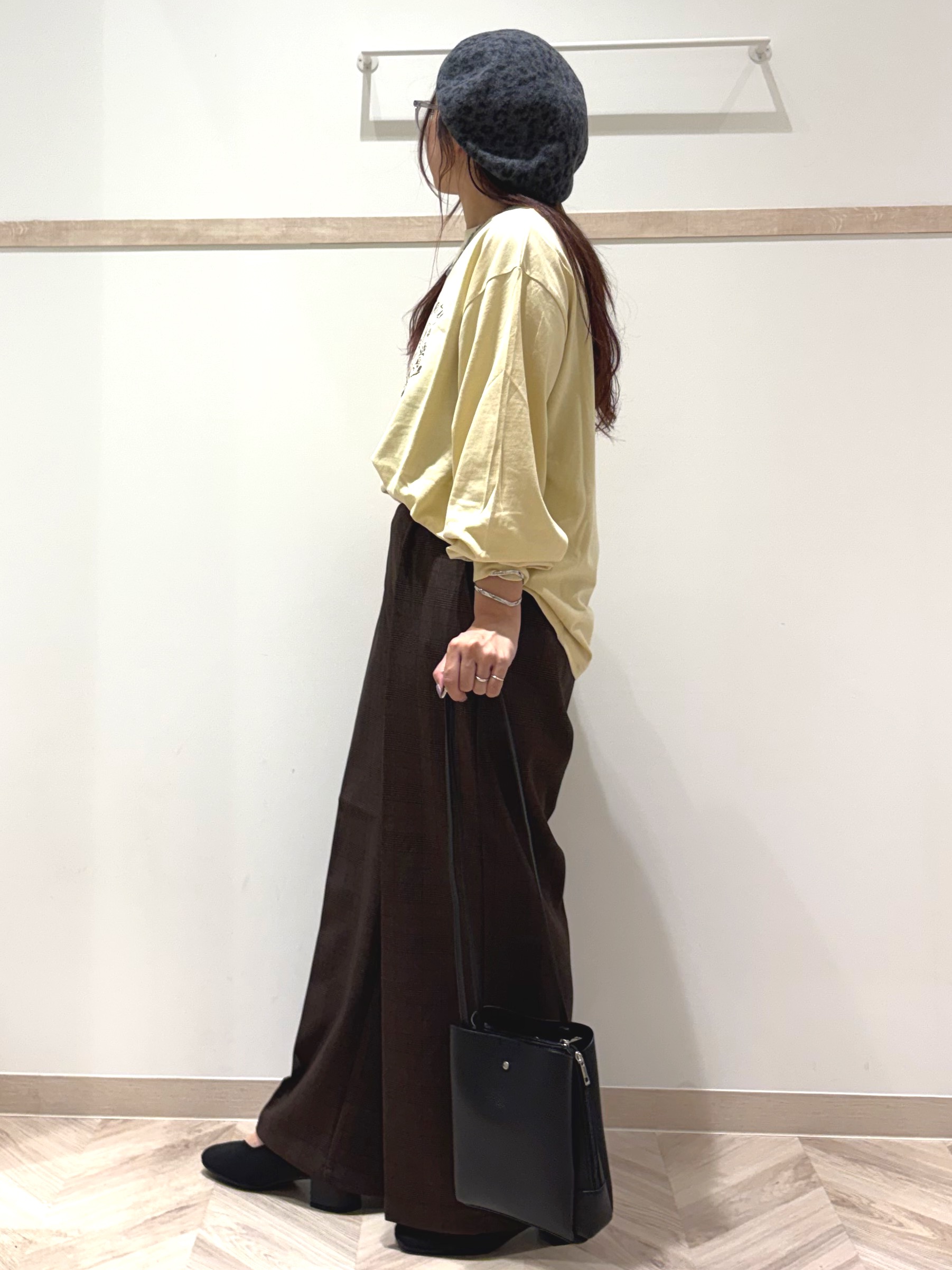nanaさんの「SHOO･LA･RUE｜【高レビュー/S-LL】デイリー使いに 選べる6柄プリントロンT」を使ったコーディネート