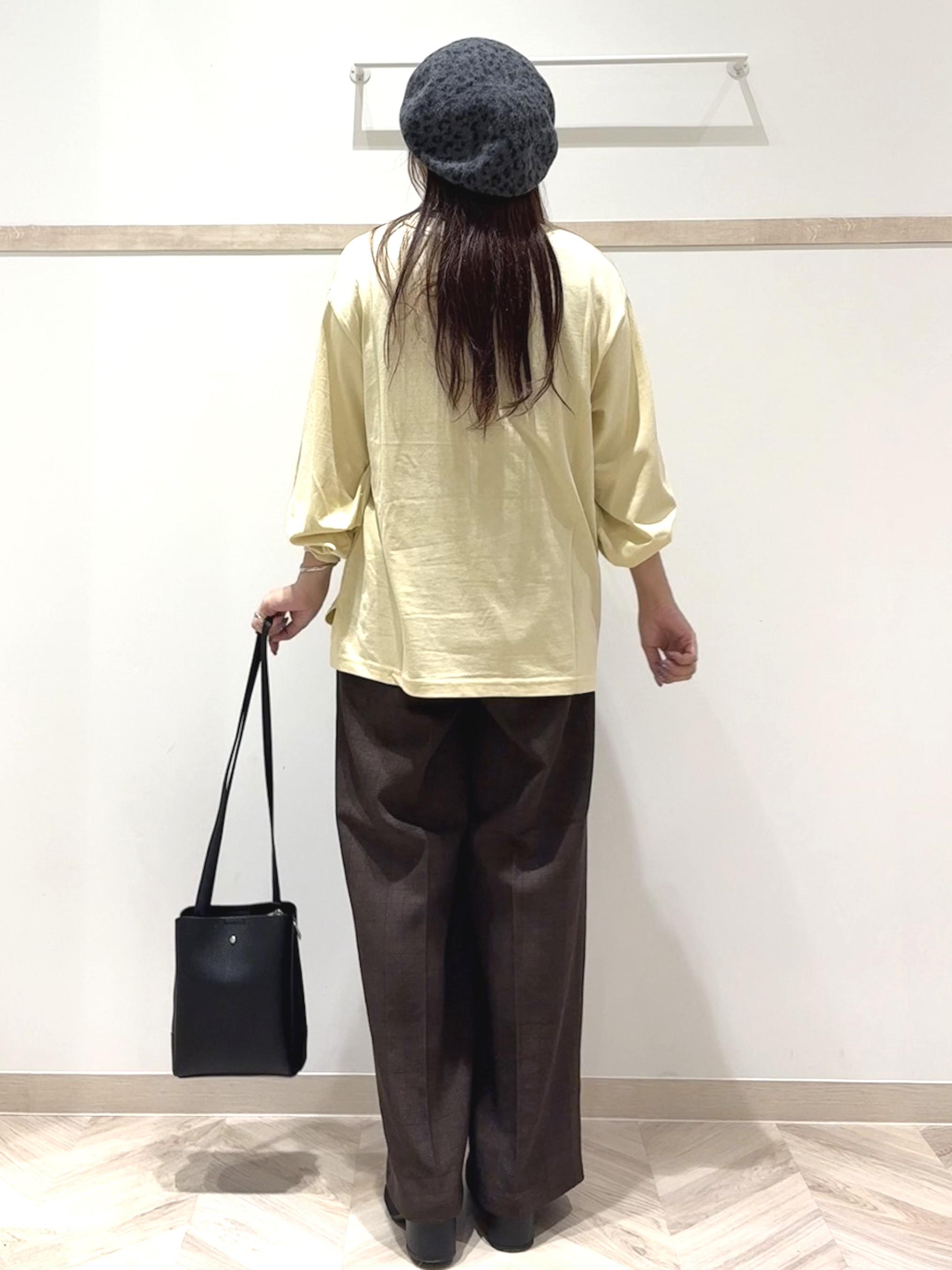 nanaさんの「SHOO･LA･RUE｜【高レビュー/S-LL】デイリー使いに 選べる6柄プリントロンT」を使ったコーディネート