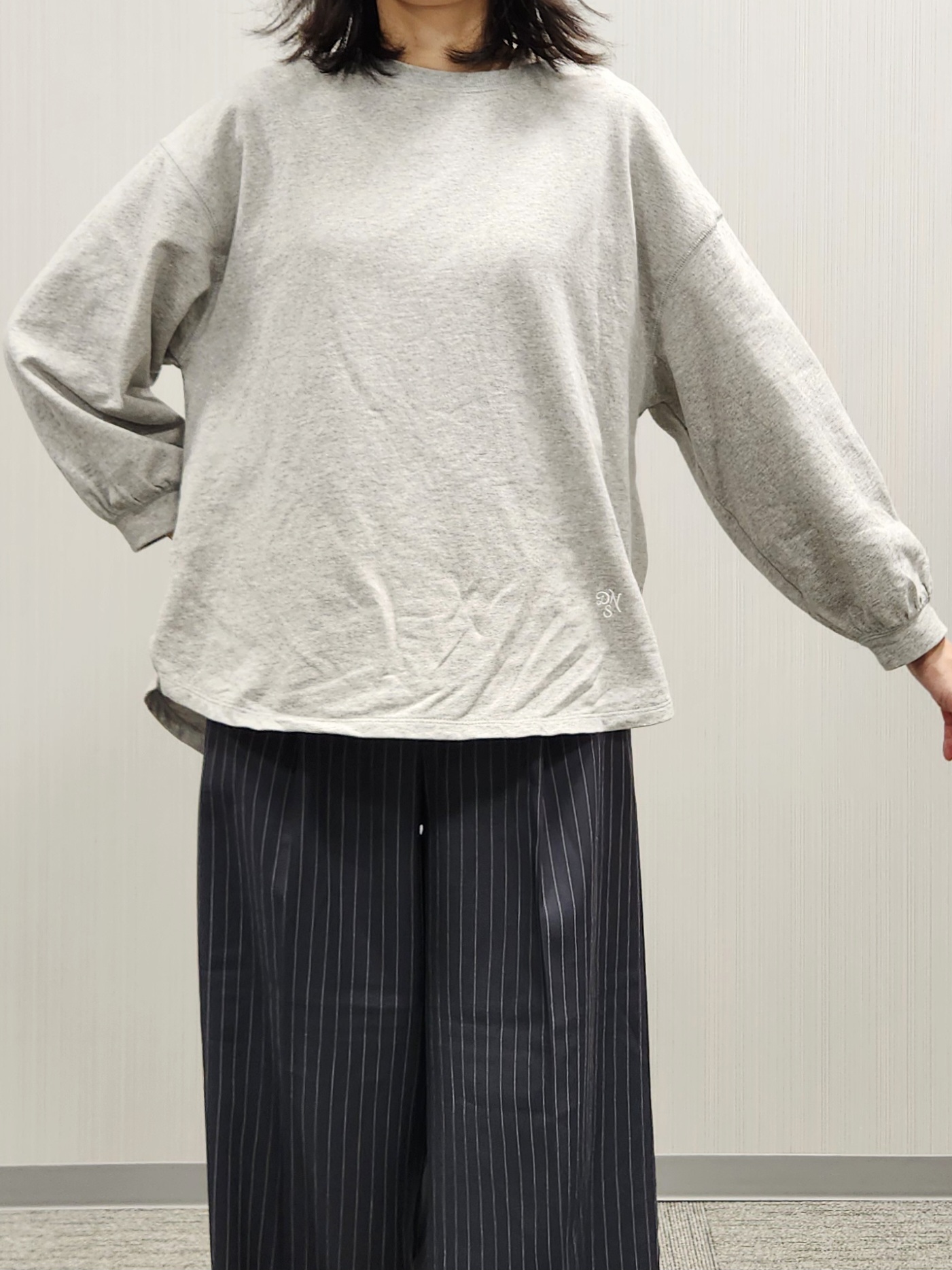 naraさんの「Dessin｜【洗える/7色展開/XS-L】バックヘンリーミニ裏毛 長袖」を使ったコーディネート