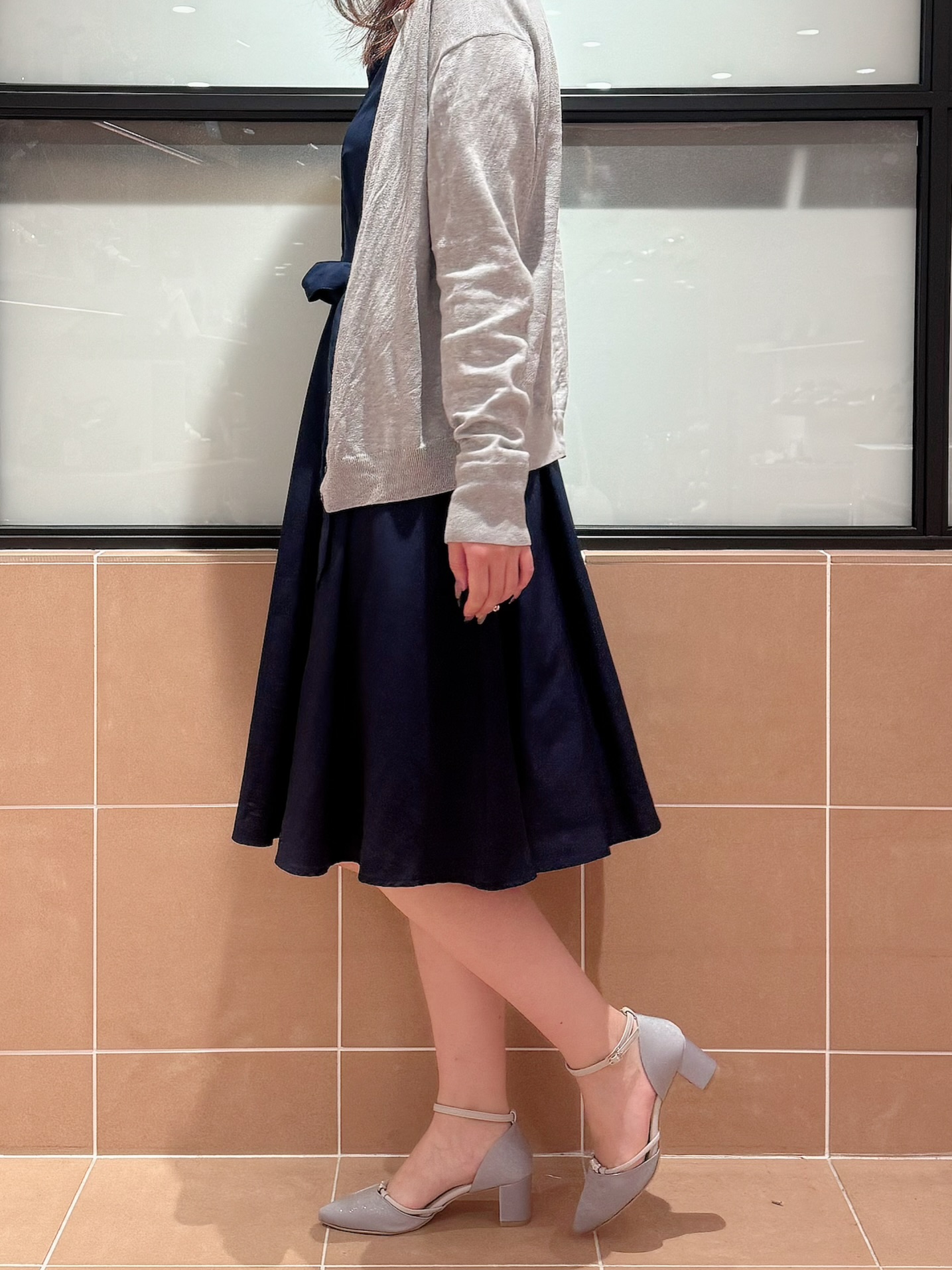 すみれさんの「ESPERANZA｜ジュエルセパレートパンプス」を使ったコーディネート