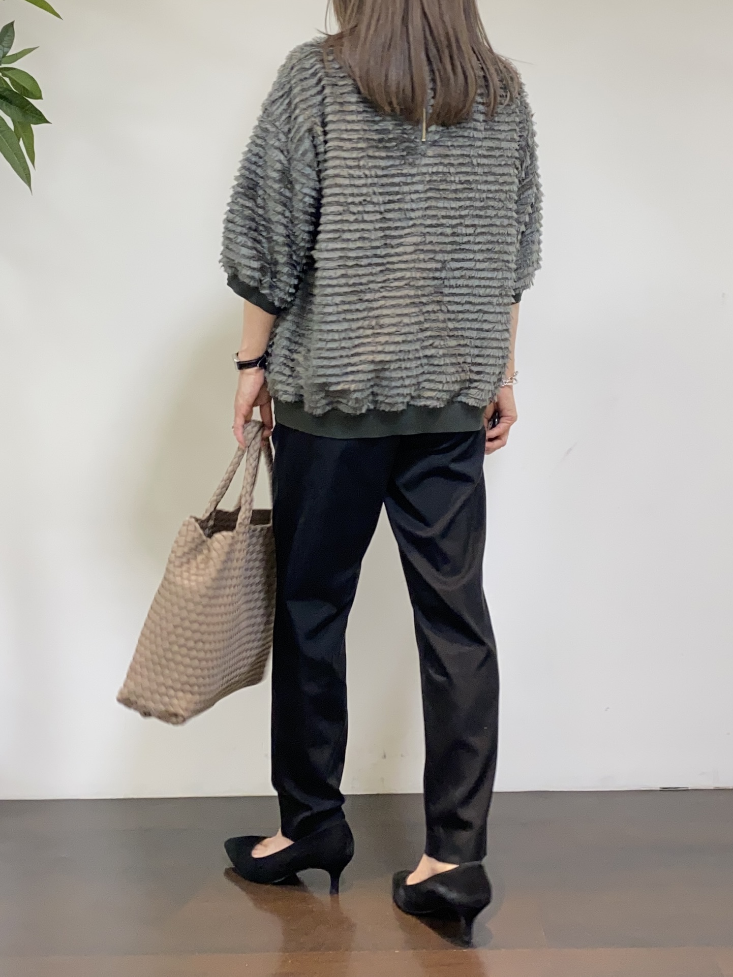 tomoさんの「UNTITLED｜【秋映え/体型カバー】フェザージャガードプルオーバー」を使ったコーディネート