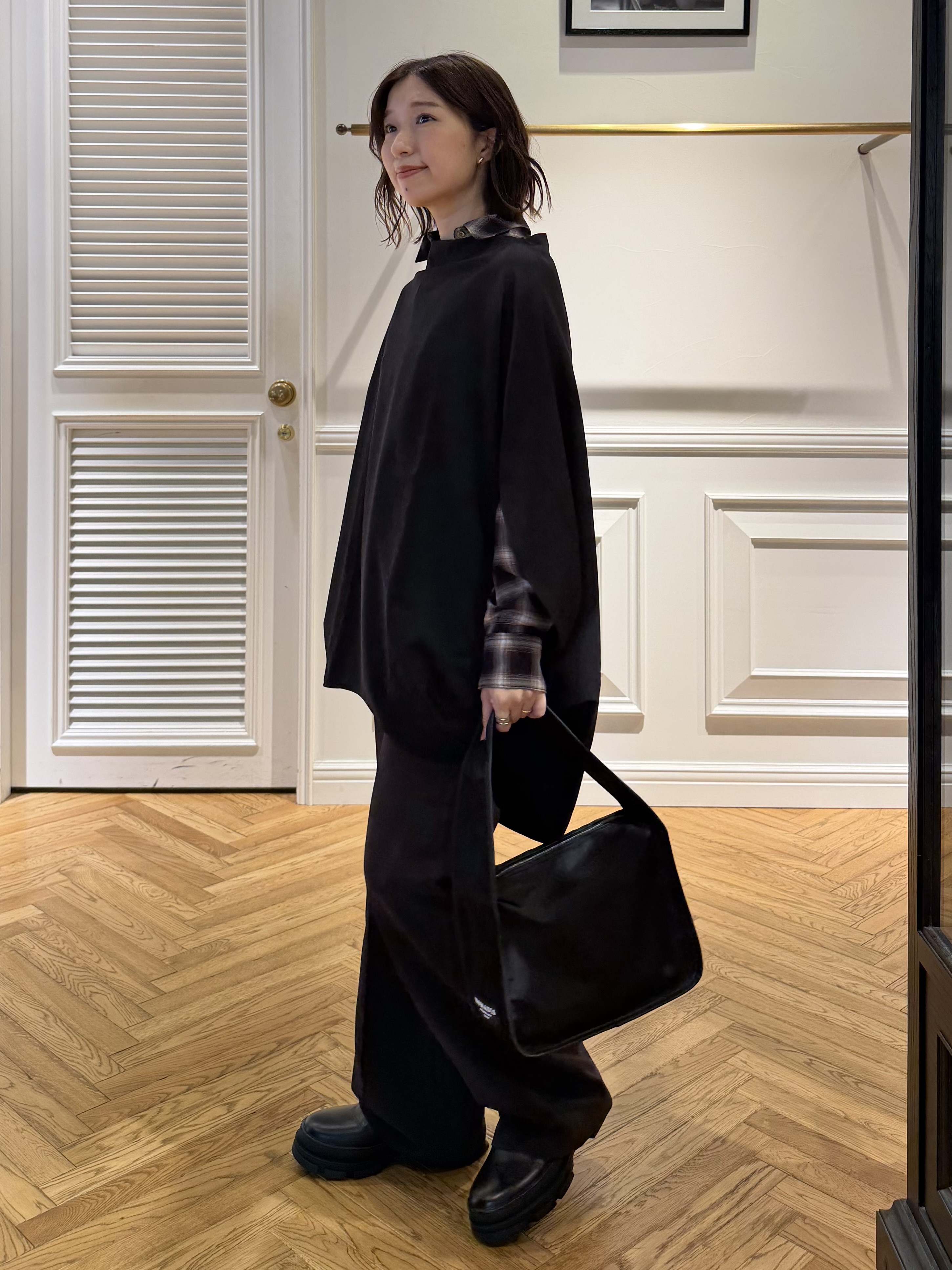 つじ まこさんの「DRESSTERIOR｜【ウォッシャブル】ビエラオンブレチェックシャツ」を使ったコーディネート