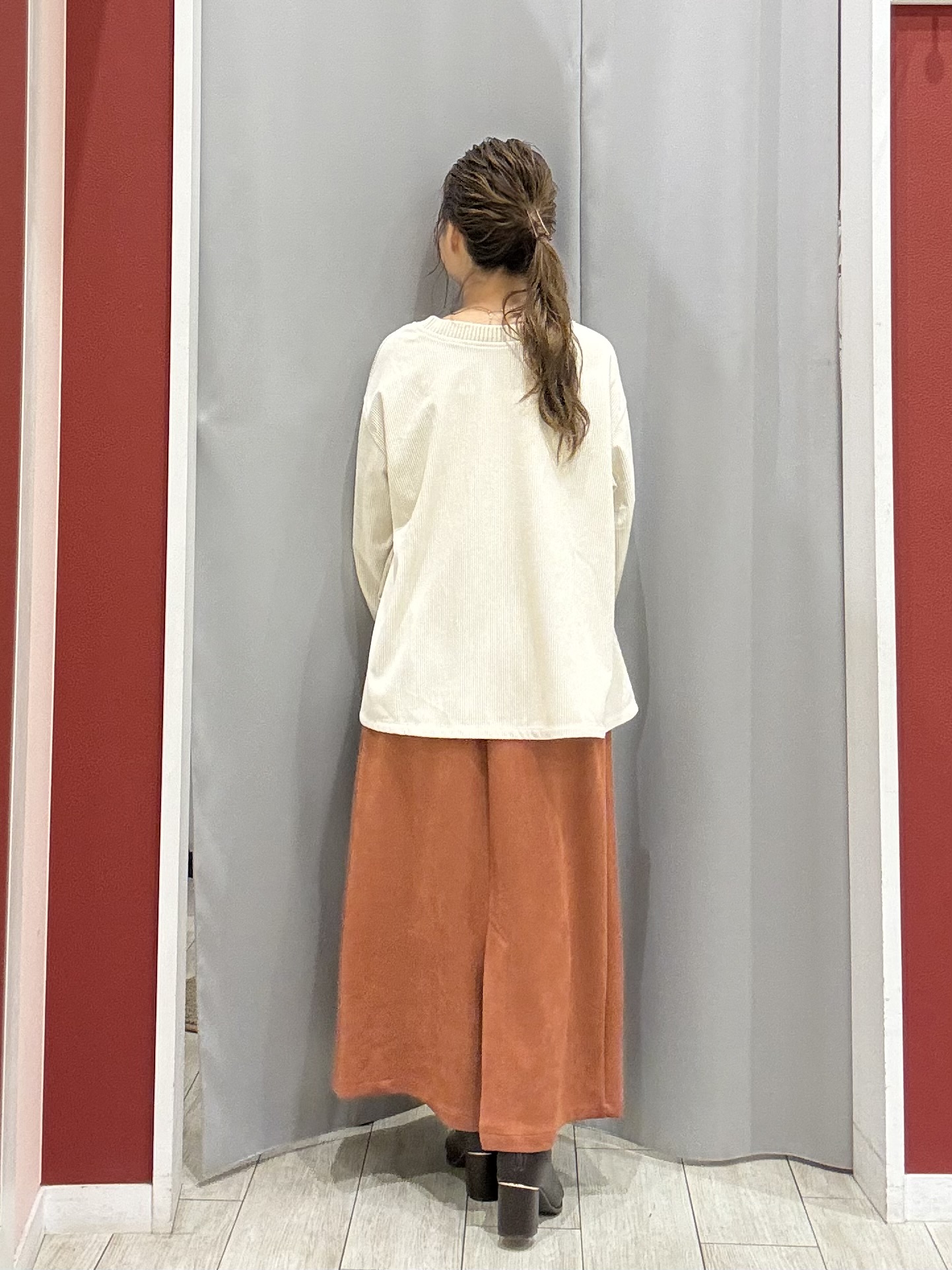 shioさんの「SHOO･LA･RUE｜コーデの幅が広がる！コーデュロイ2WAYプルオーバー」を使ったコーディネート