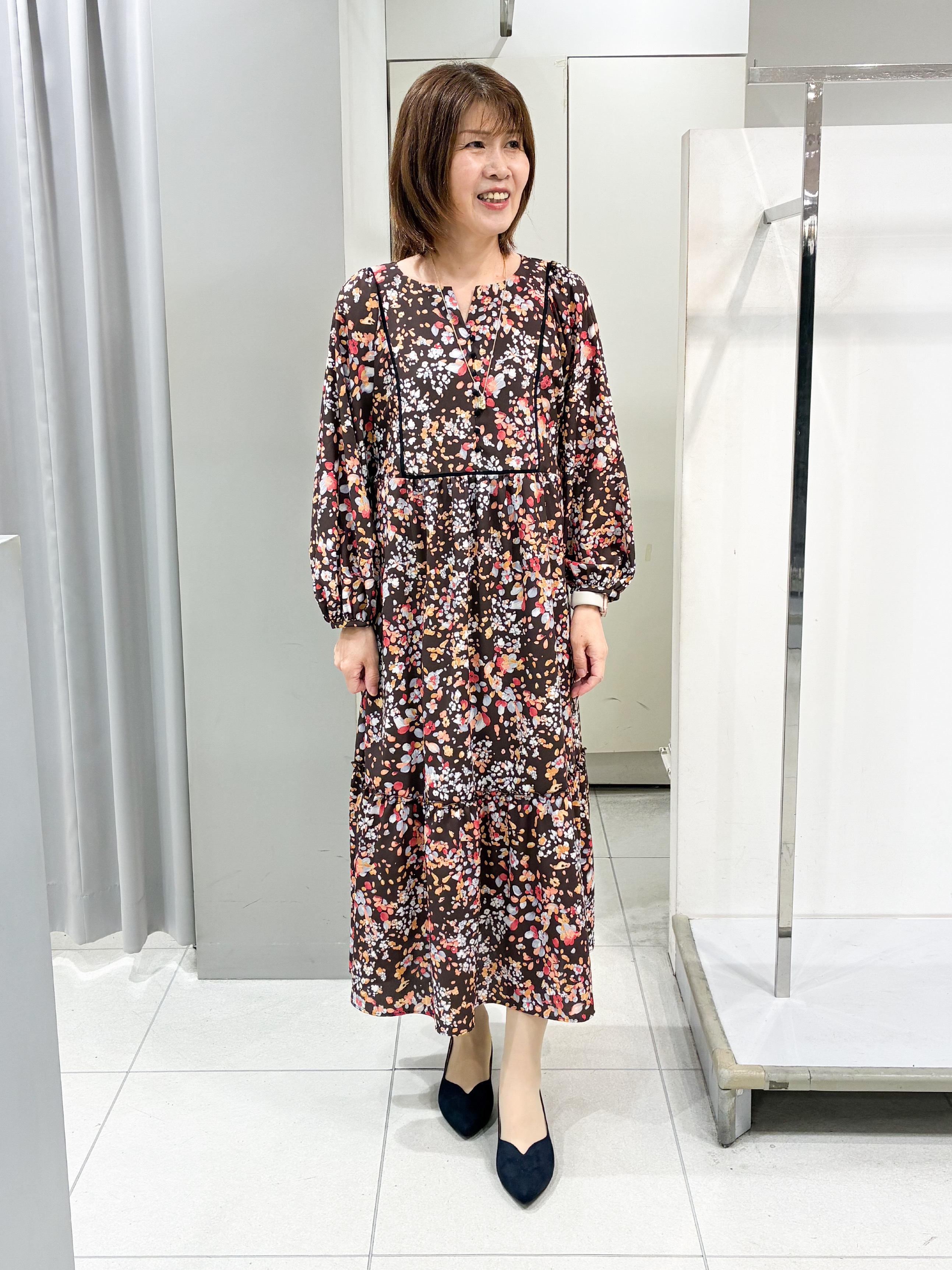たみちゃんさんの「Reflect｜フラワープリント フェミニンワンピース」を使ったコーディネート