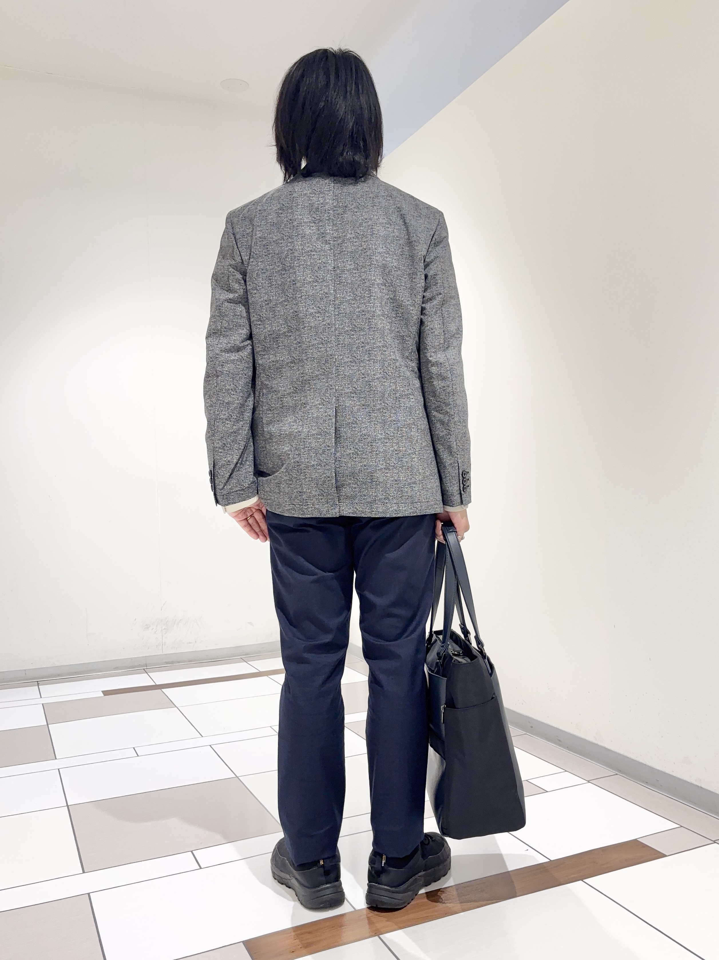 及川さんの「TAKEO KIKUCHI｜【抗菌防臭】COOL DOTS（R）ドビープリント ジャケット」を使ったコーディネート