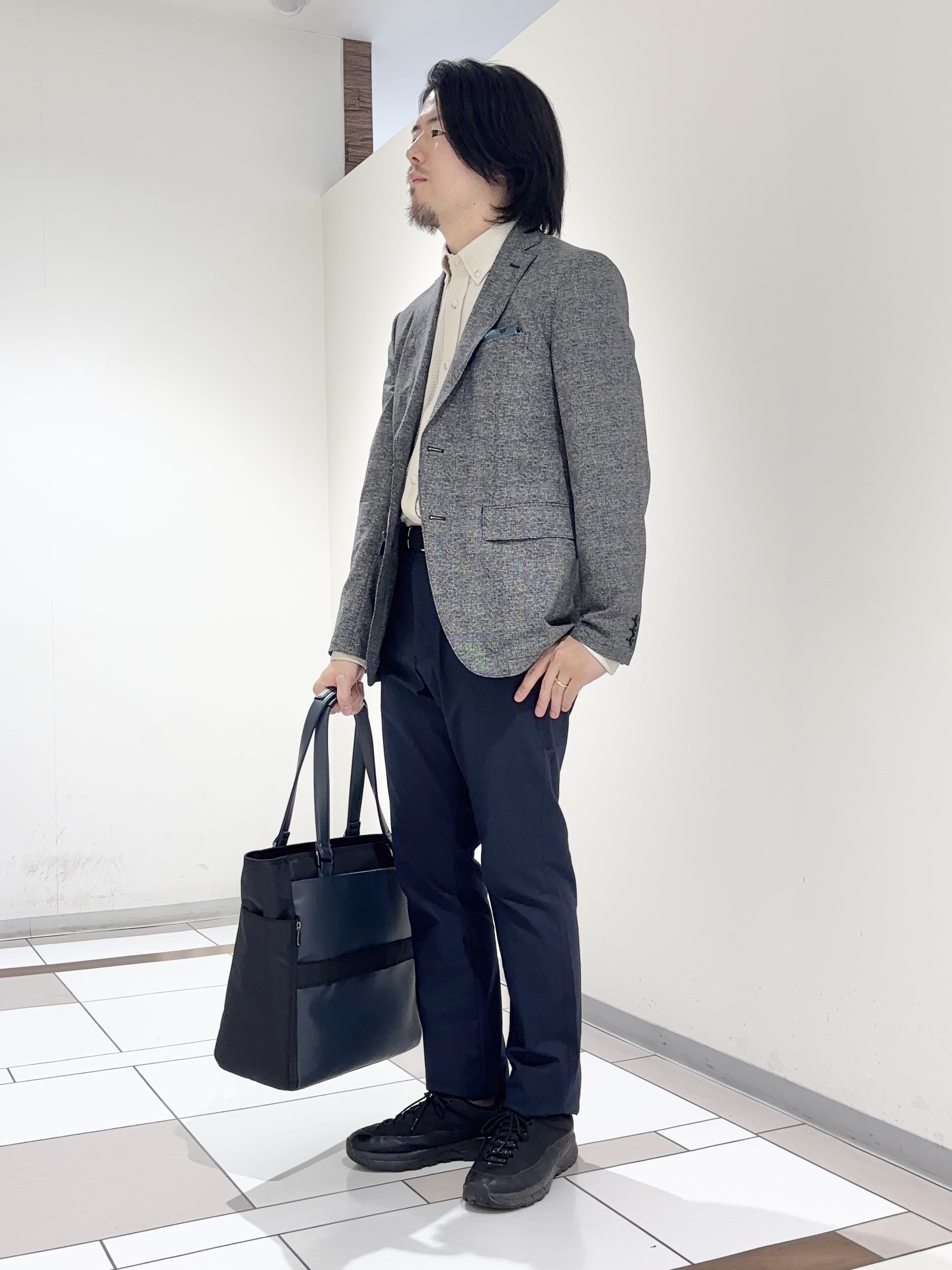 及川さんの「TAKEO KIKUCHI｜【抗菌防臭】COOL DOTS（R）ドビープリント ジャケット」を使ったコーディネート