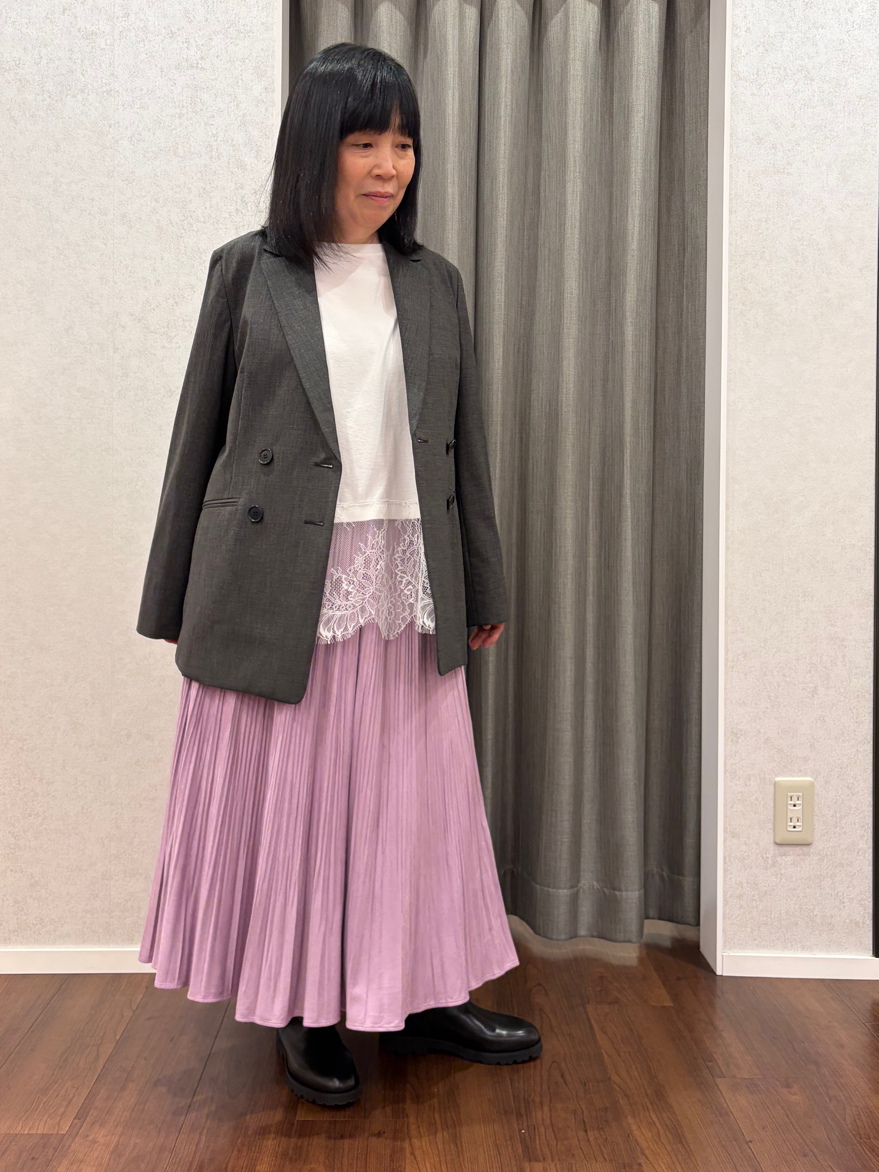 あーるさんの「UNTITLED｜【セットアップ可/秋羽織り/お仕事スーツ】ウールブレンドダブルジャケット」を使ったコーディネート