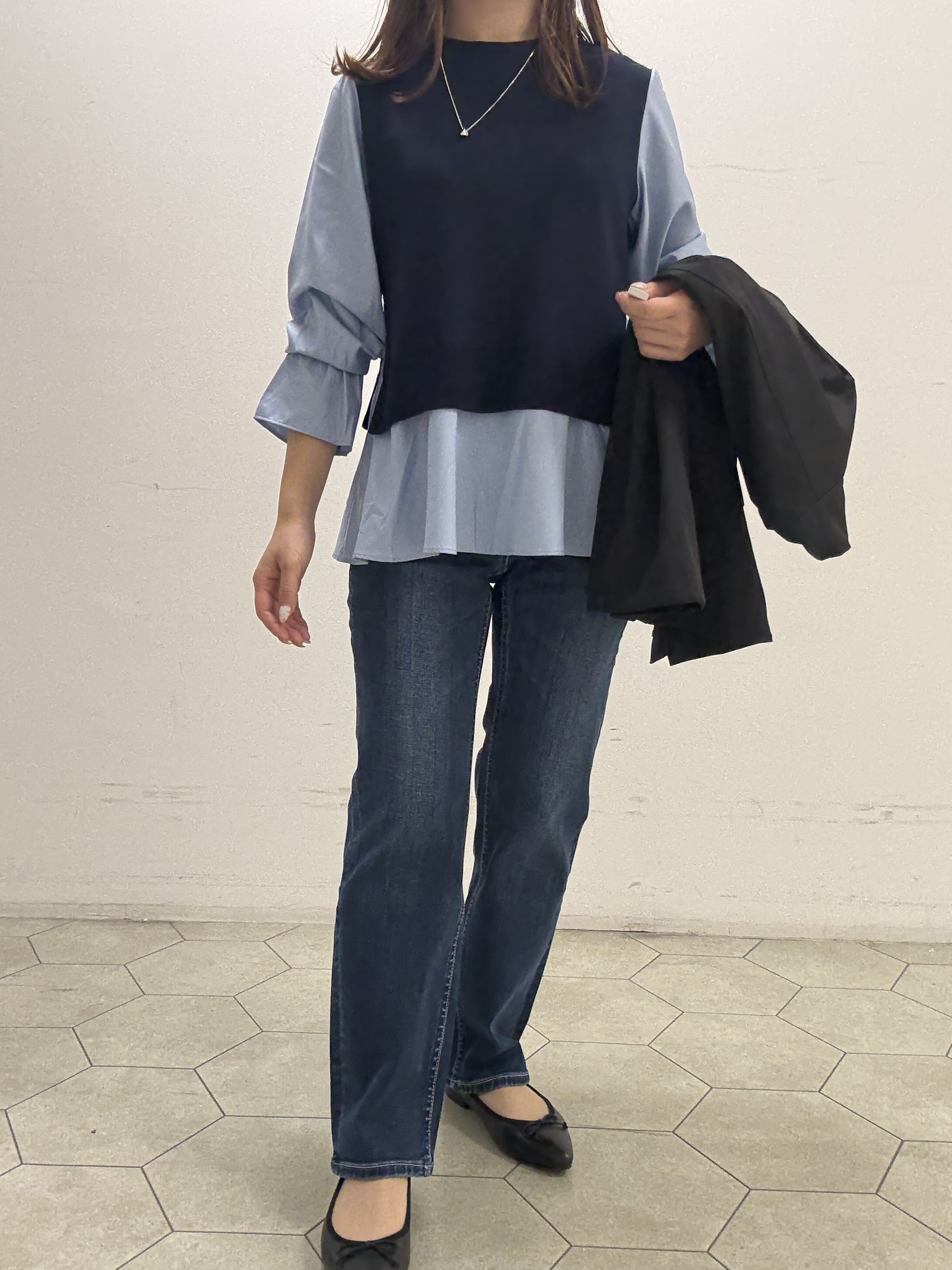 kahoさんの「INDIVI｜【洗える／1枚でコーデ完成】重ね着風ニットトップス」を使ったコーディネート