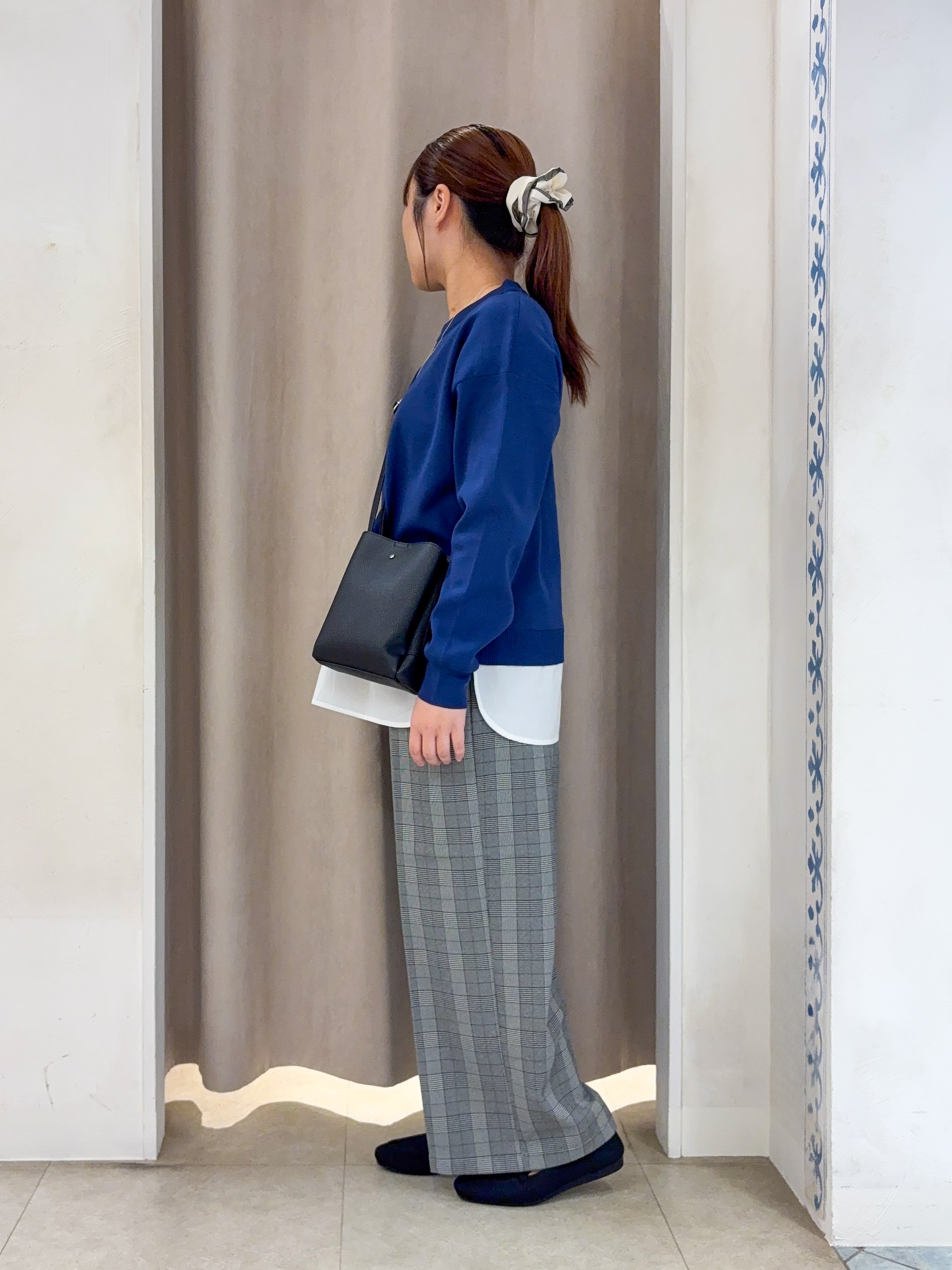 SO(R)Aさんの「SHOO･LA･RUE｜【S-LL】着るだけできまる シャツレイヤード風 スポンディッシュニット」を使ったコーディネート