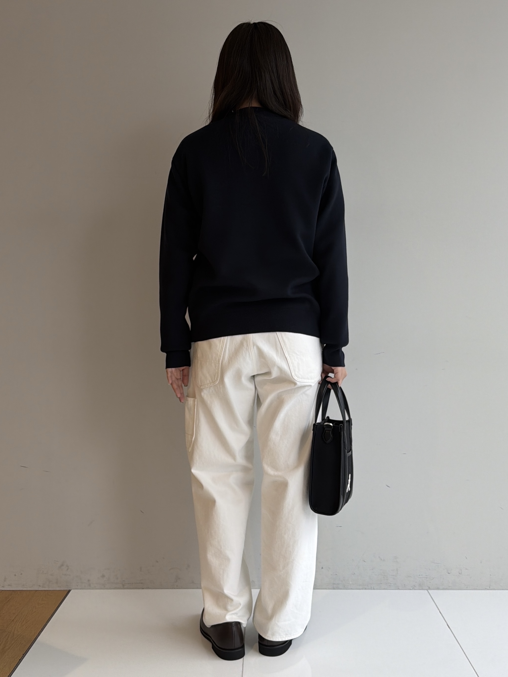 Akutagawaさんの「TAKEO KIKUCHI｜【BOWLER HAT LABEL】日本製クルーネックカーディガン」を使ったコーディネート