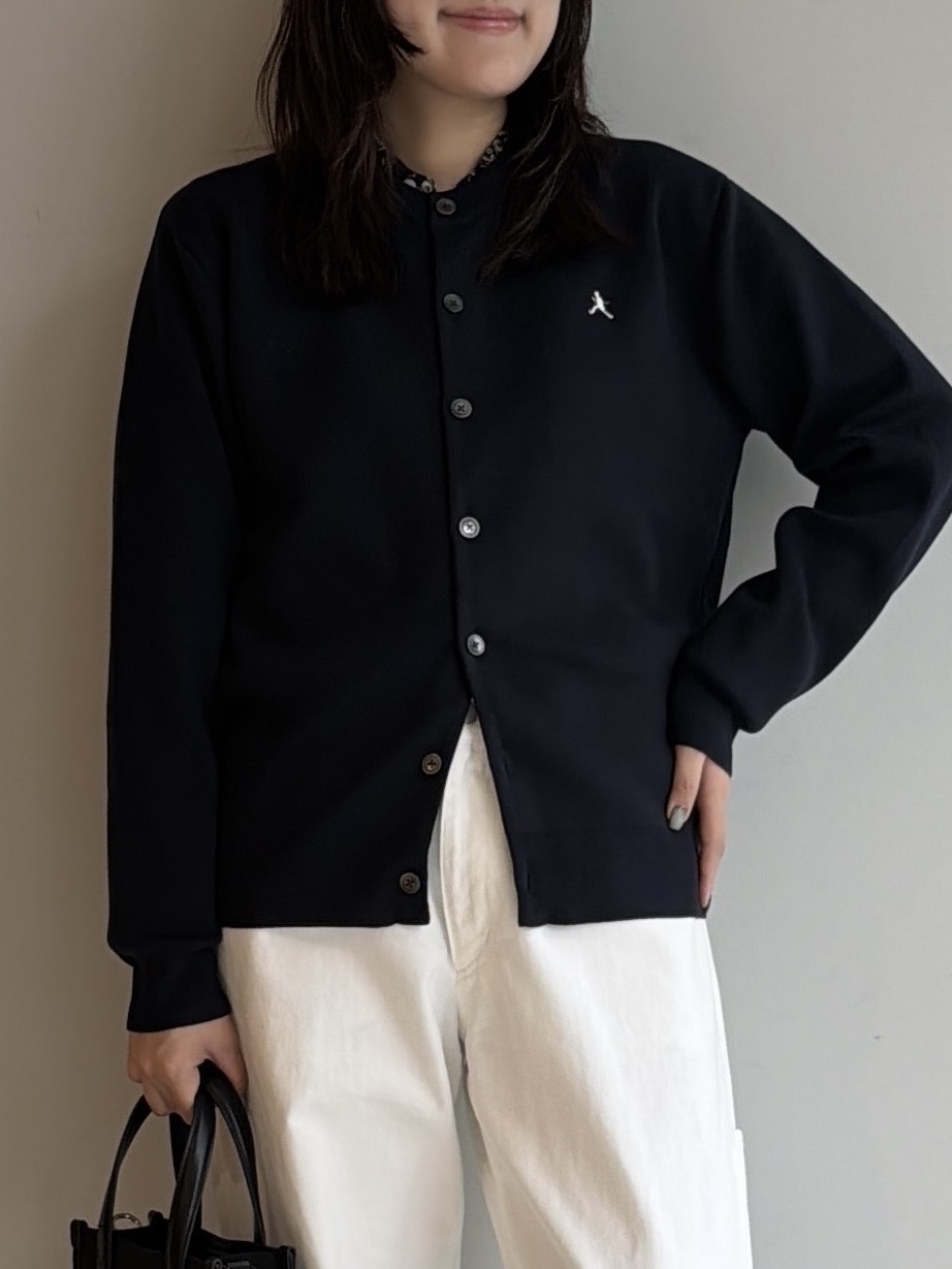 Akutagawaさんの「TAKEO KIKUCHI｜【BOWLER HAT LABEL】日本製クルーネックカーディガン」を使ったコーディネート