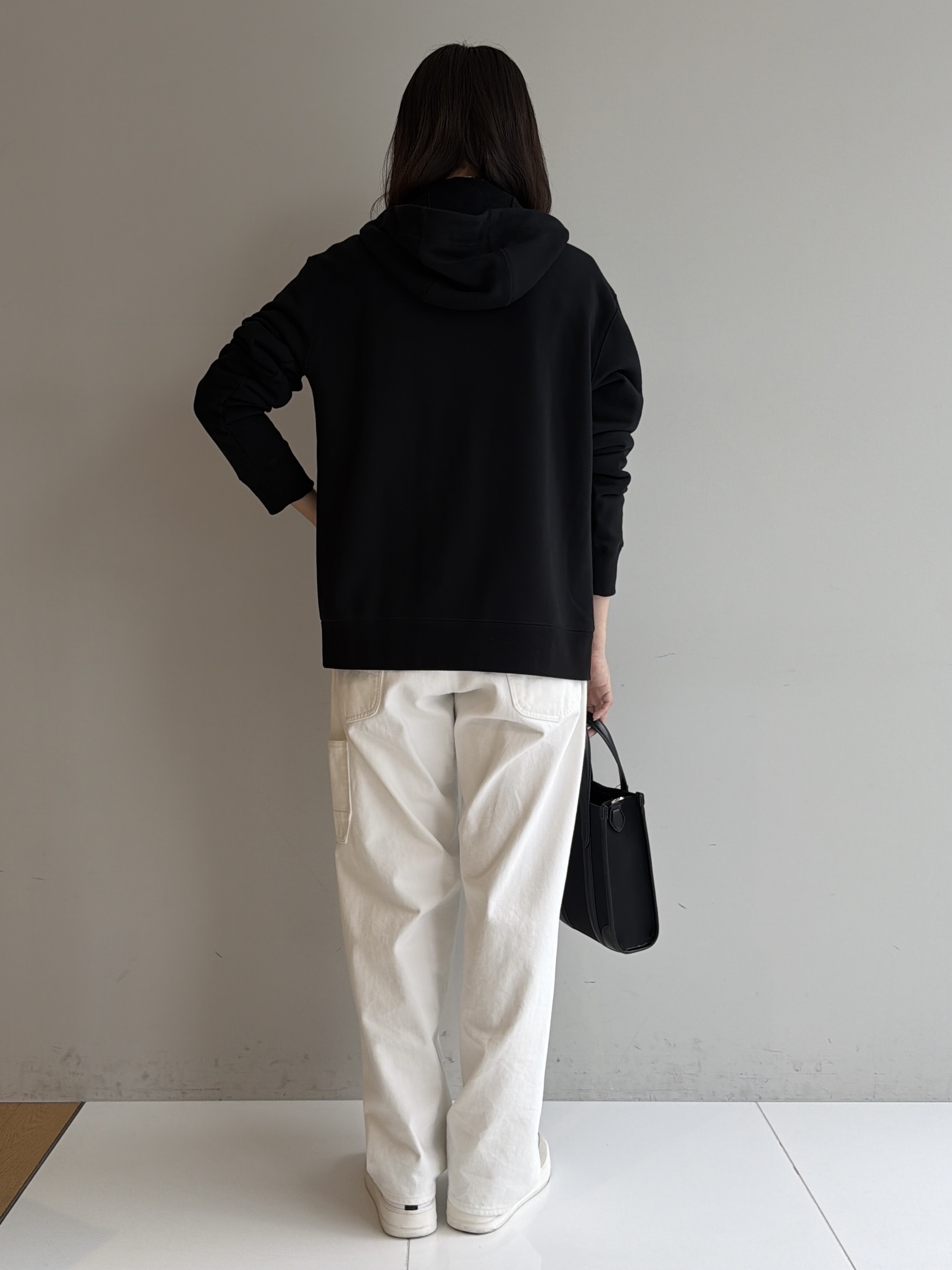 Akutagawaさんの「TAKEO KIKUCHI｜【BOWLER HAT LABEL】日本製PLAYプリントシャツ」を使ったコーディネート