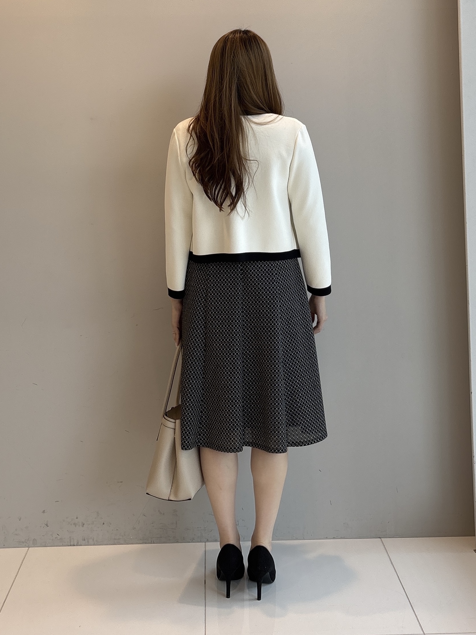 sayaさんの「COUP DE CHANCE｜【手洗い可／日本製】配色カーディガン」を使ったコーディネート