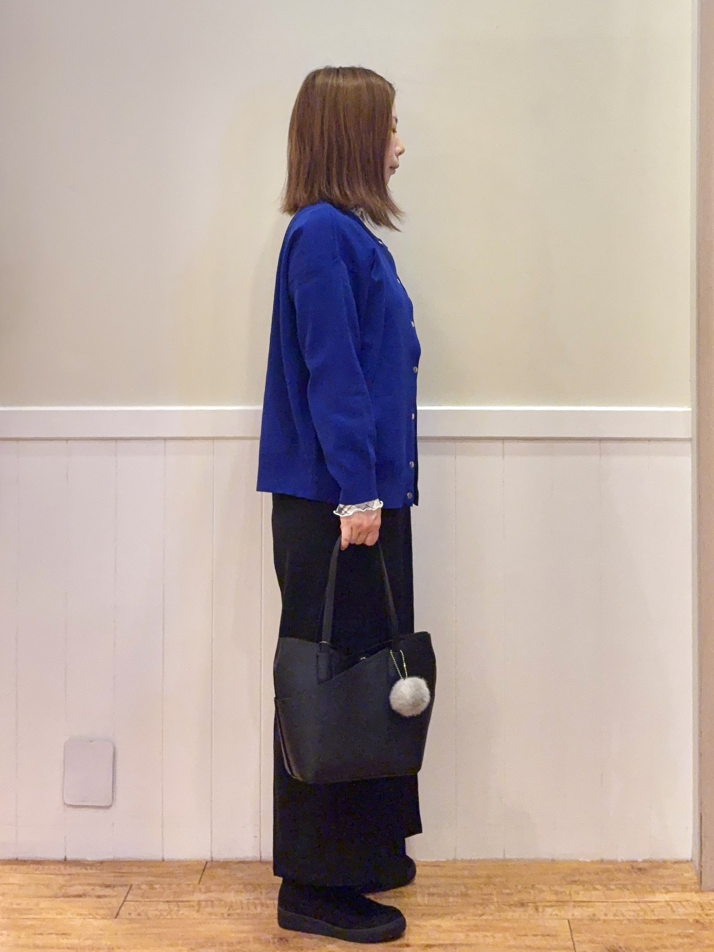 FUJIさんの「SHOO･LA･RUE｜【セットアップ可/洗濯機可】軽やかに羽織れる スポンディッシュ ニットカーディガン」を使ったコーディネート