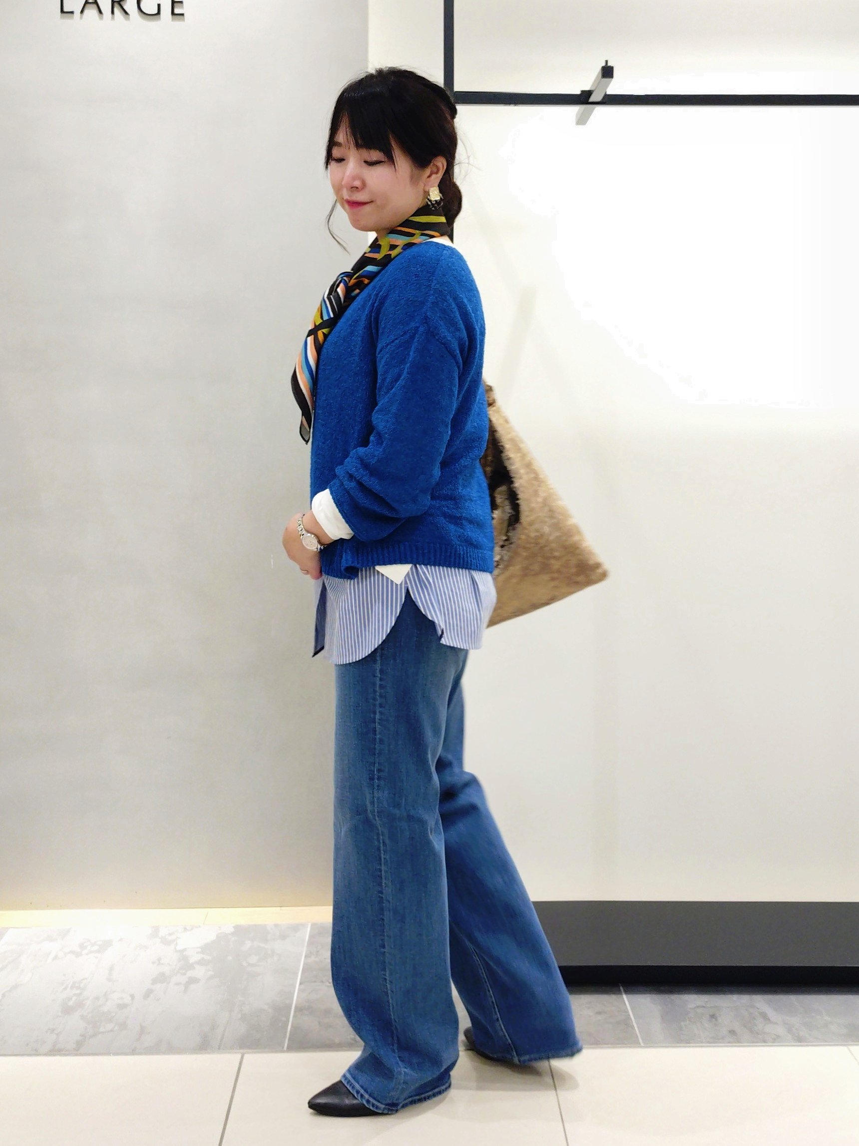 TOMOMIさんの「INDIVI｜【撥水／UVケア】スタンドカラーブルゾン」を使ったコーディネート