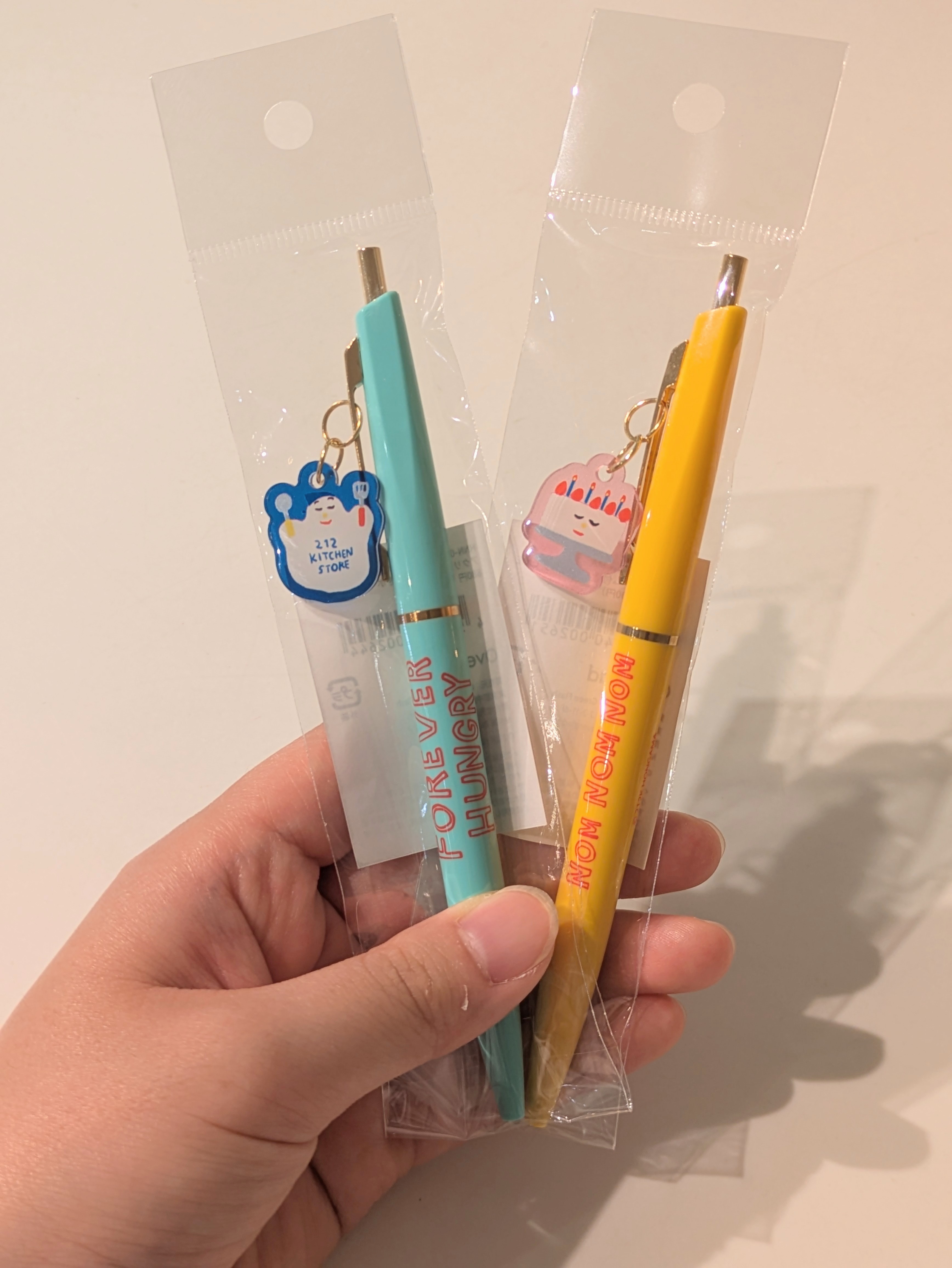 しましまさんの「212 KITCHEN STORE｜マスキングテープ NOMNOMNOM ＜HONGAMA ホンガマ＞」を使ったコーディネート