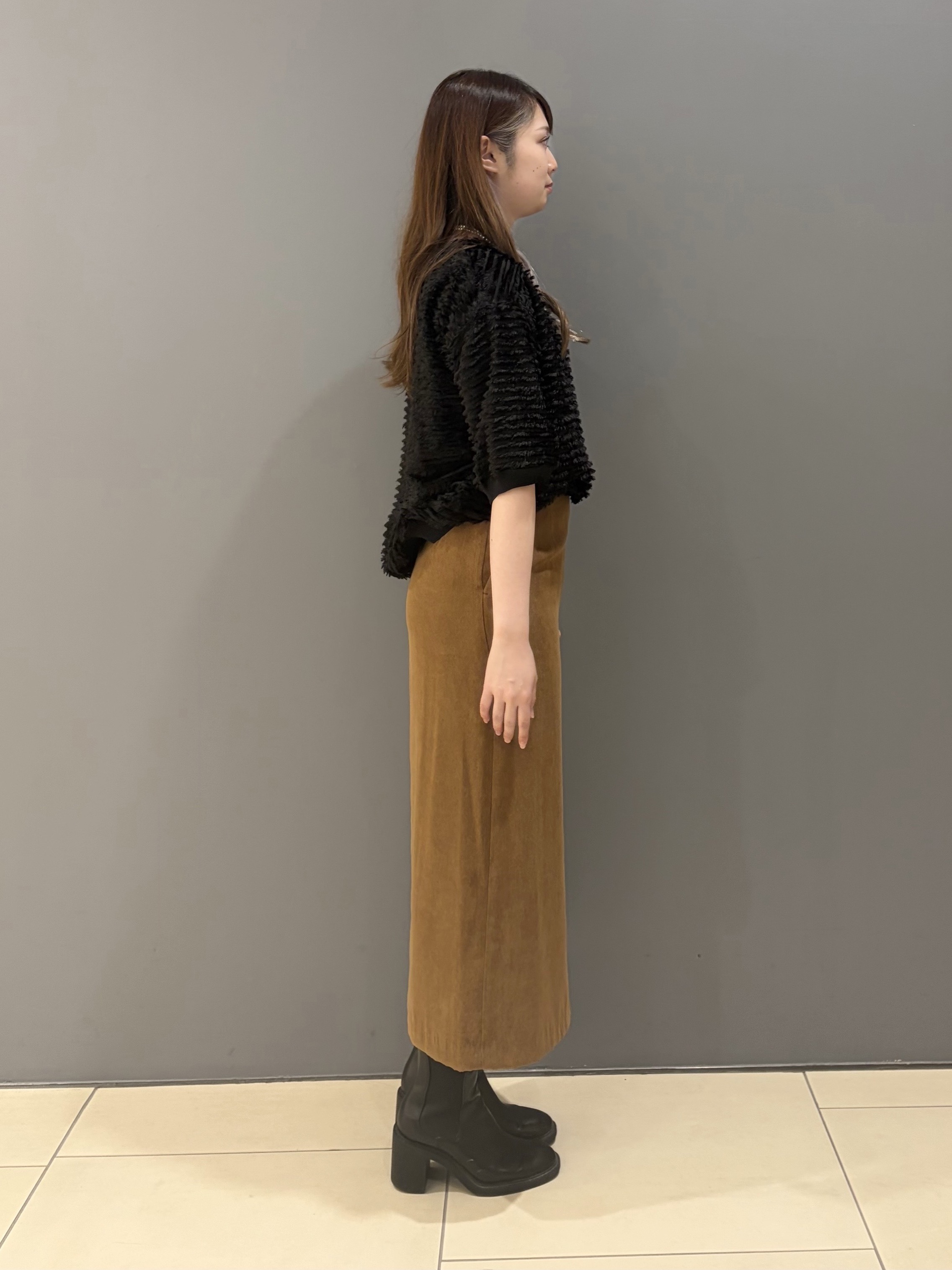 miさんの「UNTITLED｜【秋映え/体型カバー】フェザージャガードプルオーバー」を使ったコーディネート
