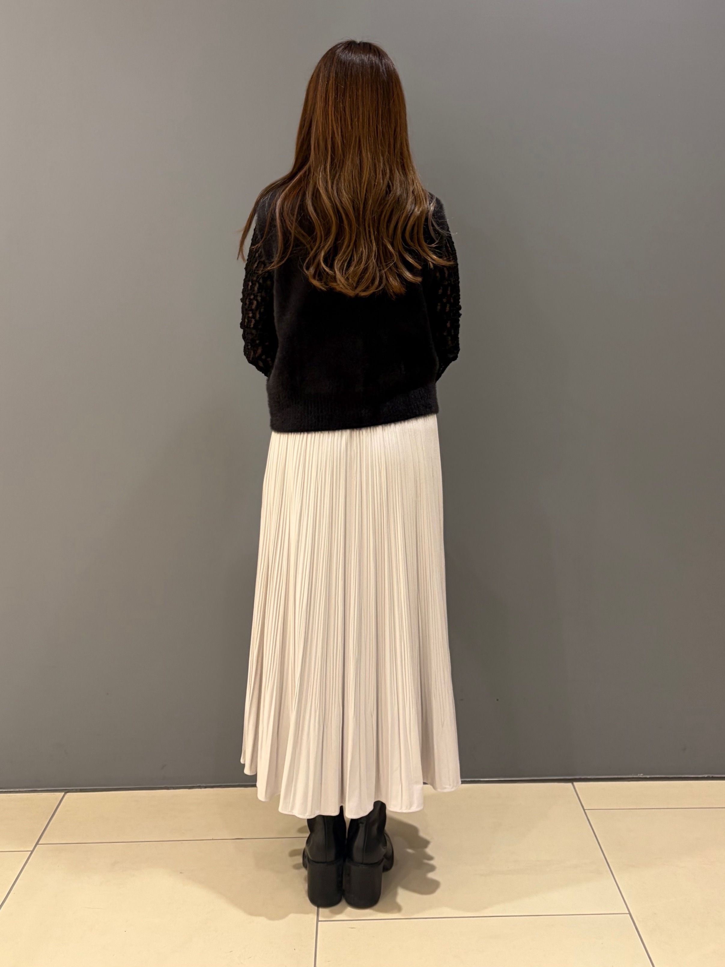 miさんの「UNTITLED｜【重ね着レイヤード】レースハイネックトップス」を使ったコーディネート