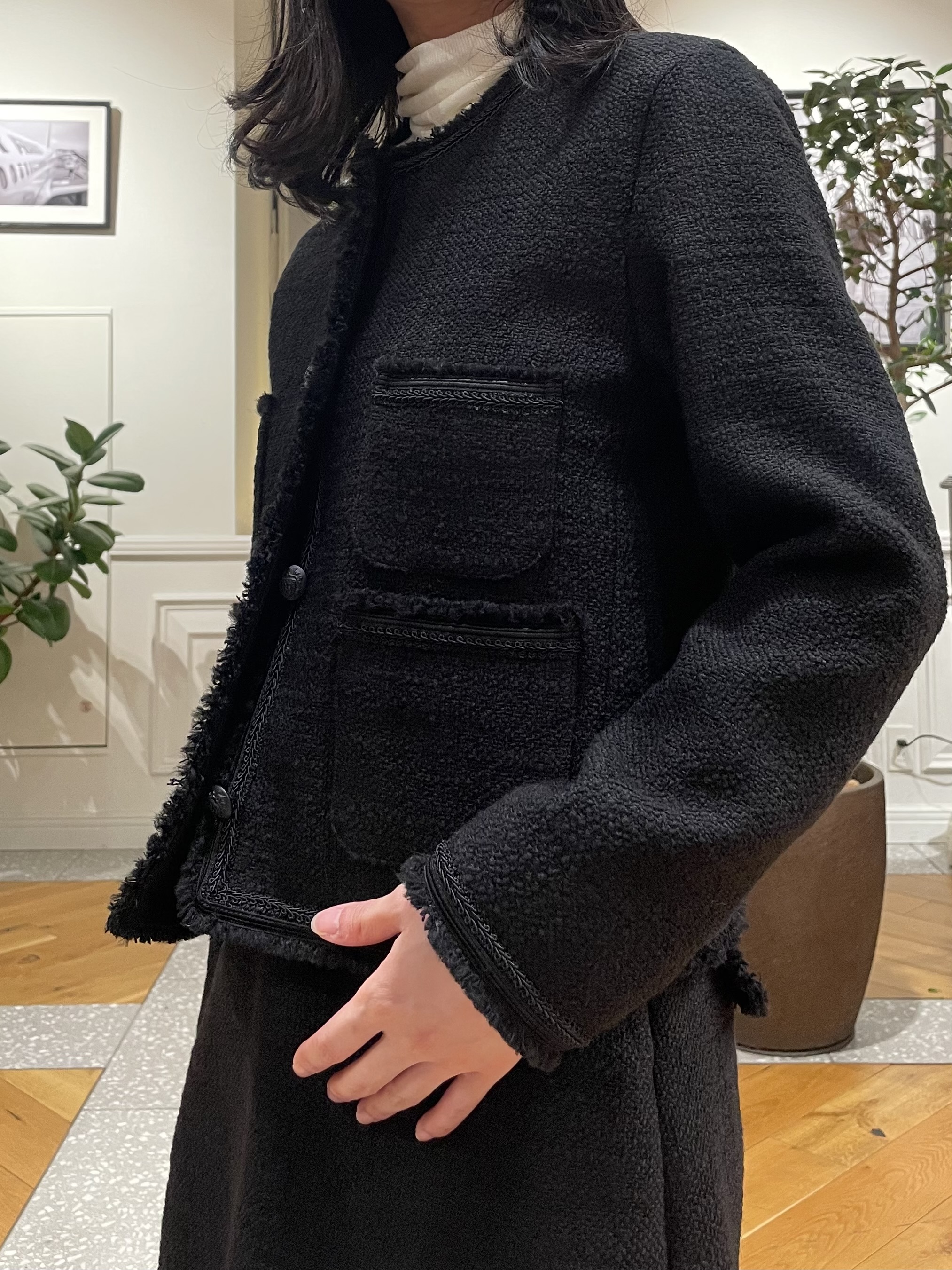 Lilyさんの「DRESSTERIOR｜【セットアップ可】イタリアンツイード ノーカラージャケット」を使ったコーディネート