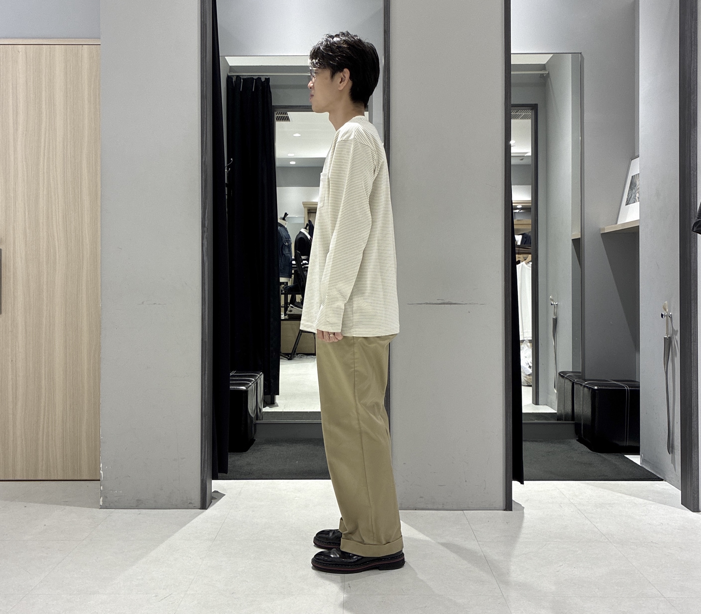 わいずみさんの「TAKEO KIKUCHI｜3Dナイロンストレッチ バンドカラーシャツ」を使ったコーディネート