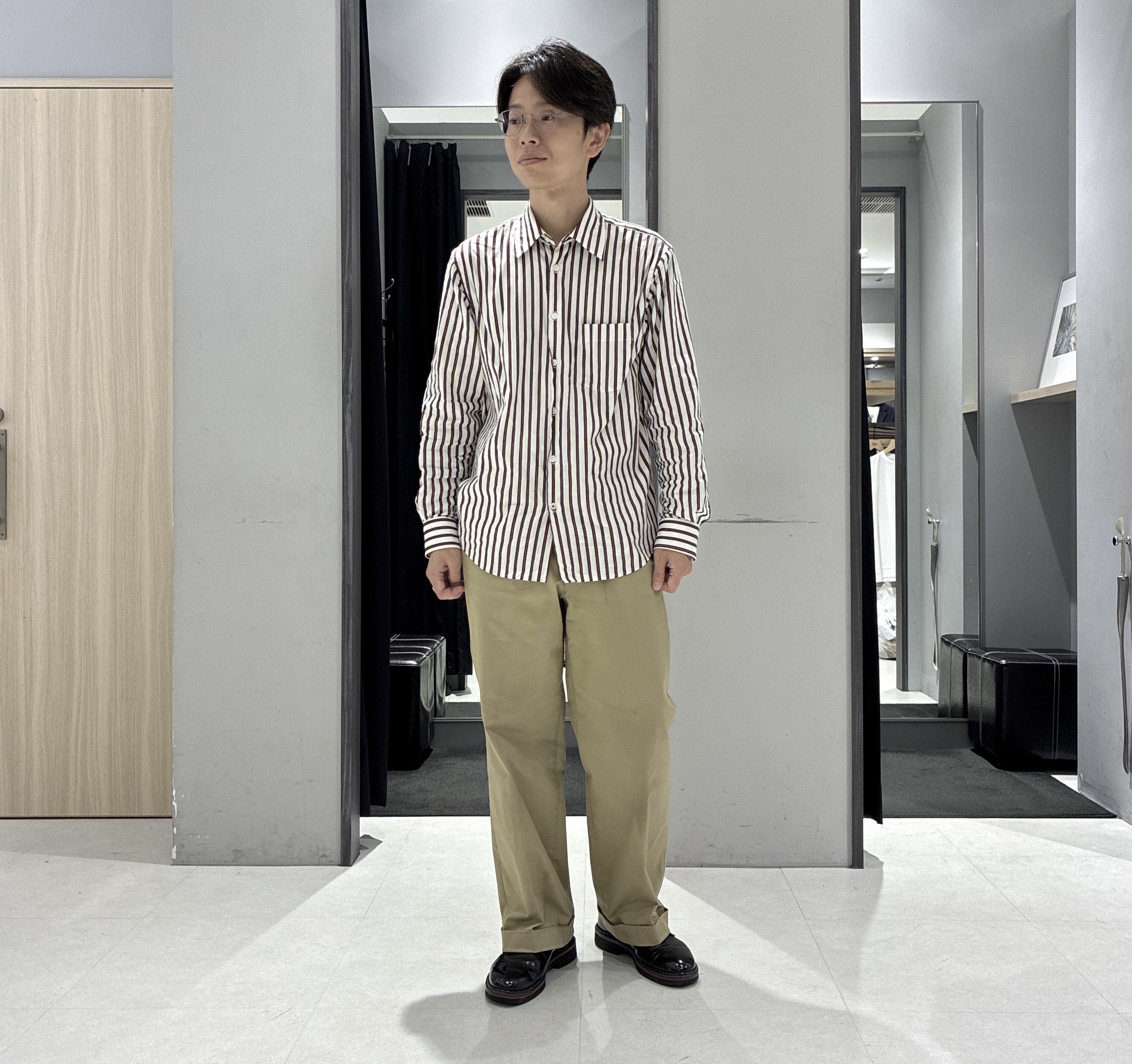 わいずみさんの「TAKEO KIKUCHI｜【BOWLER HAT LABEL】日本製オルタネートストライプシャツ」を使ったコーディネート