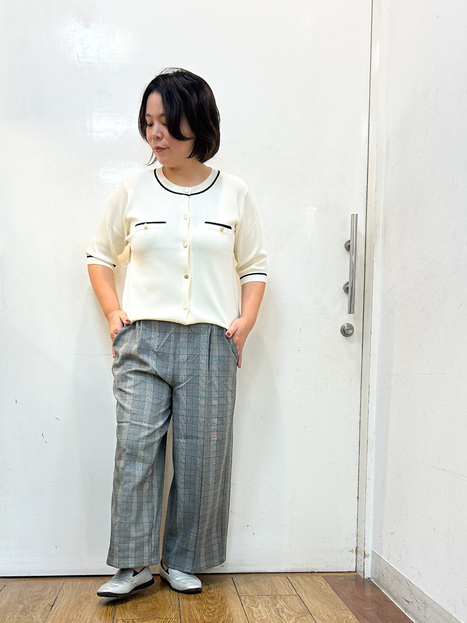 haruさんの「SHOO･LA･RUE｜【UV/S-LL/洗濯機可】毛玉になりにくい 配色5分袖カーディガン」を使ったコーディネート