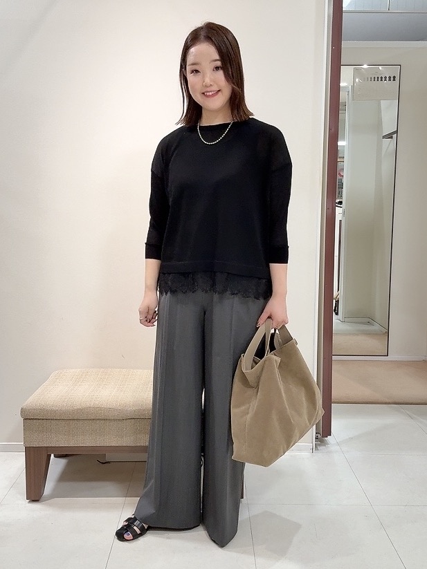 YUIさんの「UNTITLED｜【一枚で着映え】レースドッキングニットプルオーバー」を使ったコーディネート