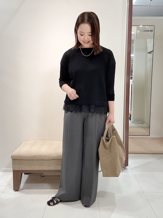 YUIさんの「UNTITLED｜【一枚で着映え】レースドッキングニットプルオーバー」を使ったコーディネート