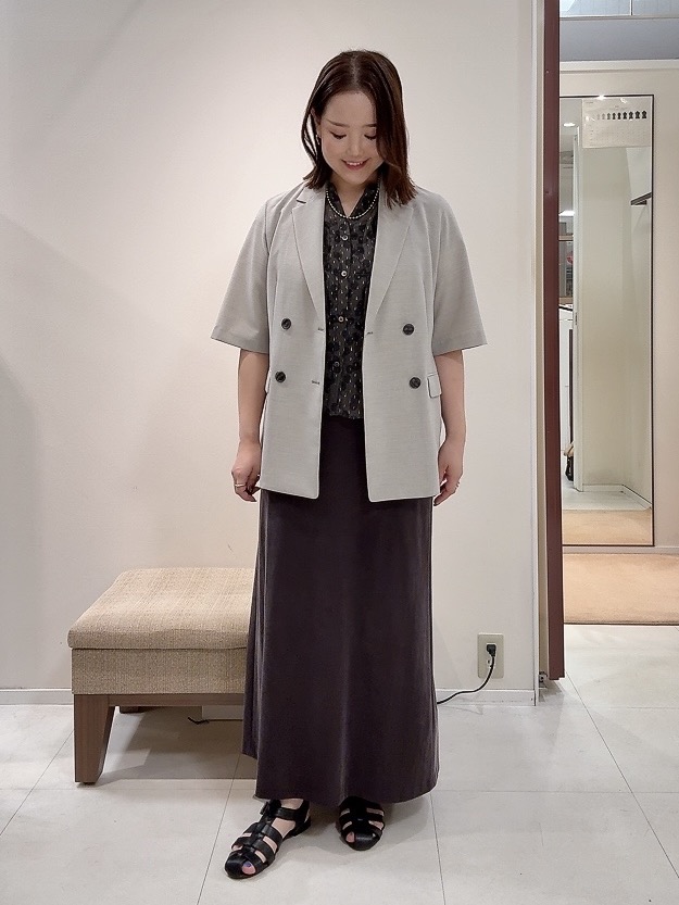 YUIさんの「UNTITLED｜【シワになりにくい/セットアップ可/接触冷感】ハーフスリーブジャケット」を使ったコーディネート