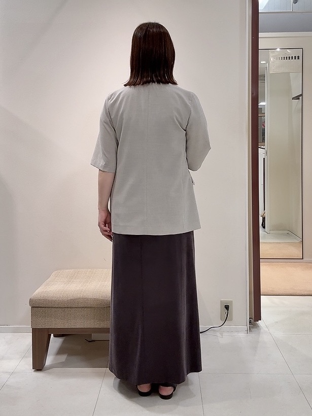 YUIさんの「UNTITLED｜【シワになりにくい/セットアップ可/接触冷感】ハーフスリーブジャケット」を使ったコーディネート
