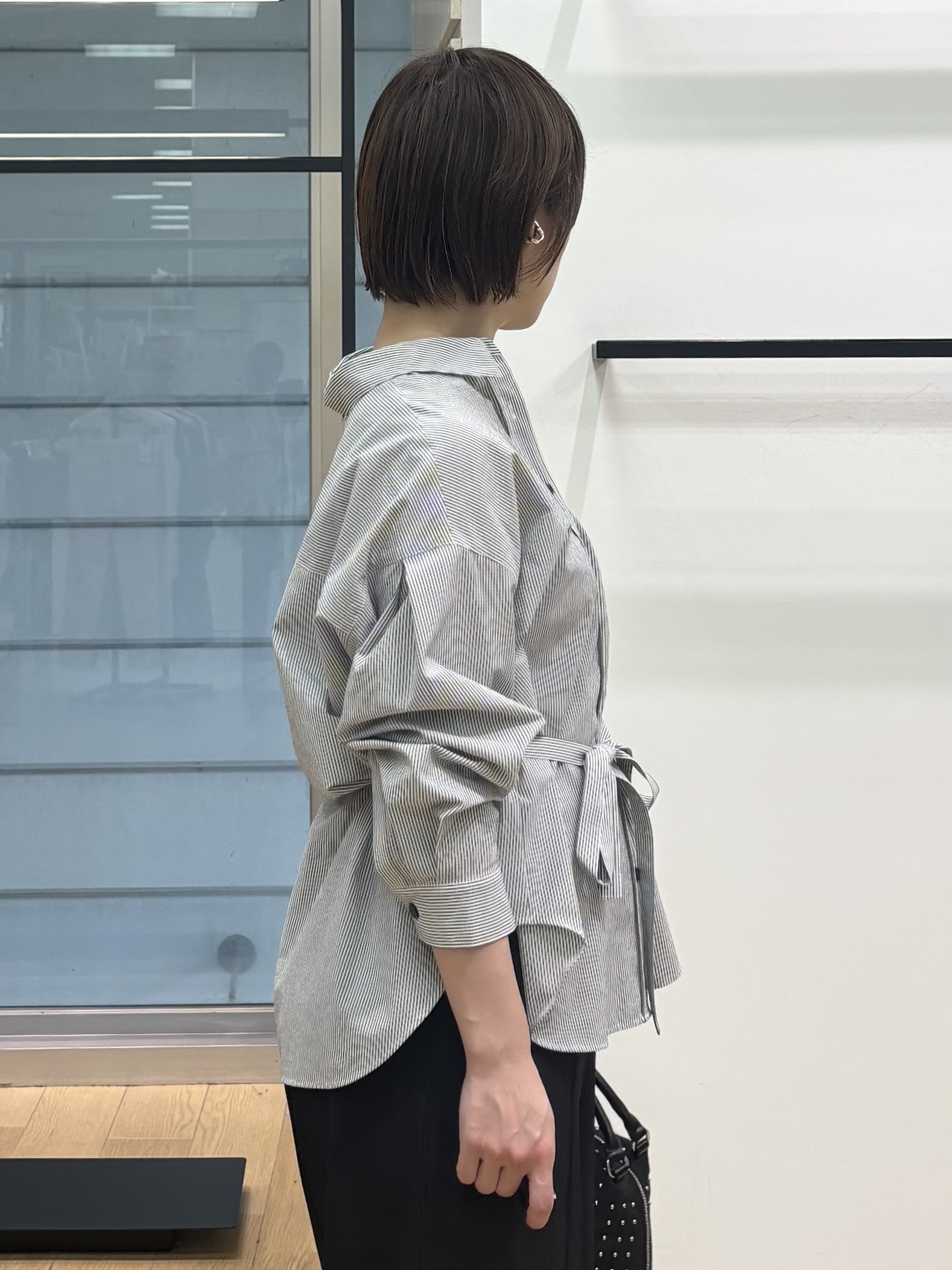 asamiさんの「INDIVI｜【洗える／UVケア／ベルト付】サッカー素材シャツ」を使ったコーディネート