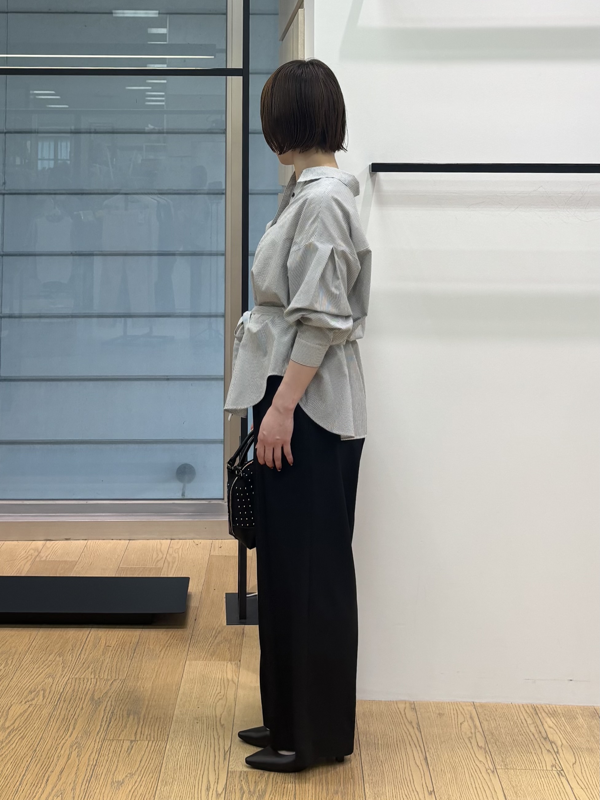 asamiさんの「INDIVI｜【洗える／UVケア／ベルト付】サッカー素材シャツ」を使ったコーディネート