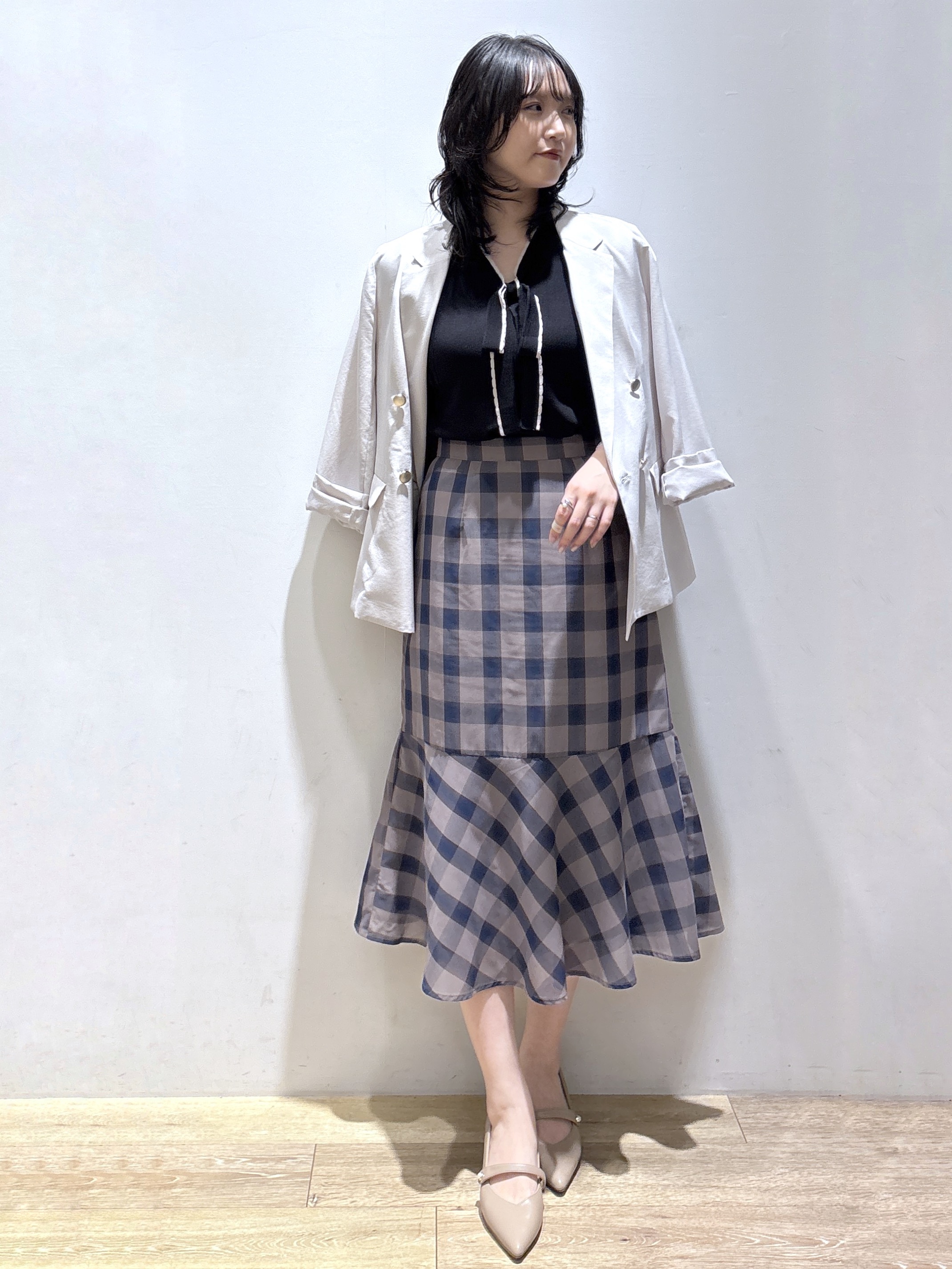 mizukiさんの「index｜《再入荷》ダブルブレストテーラードジャケット【接触冷感／吸水速乾／イージーアイロン／防シワ／洗濯機O」を使ったコーディネート