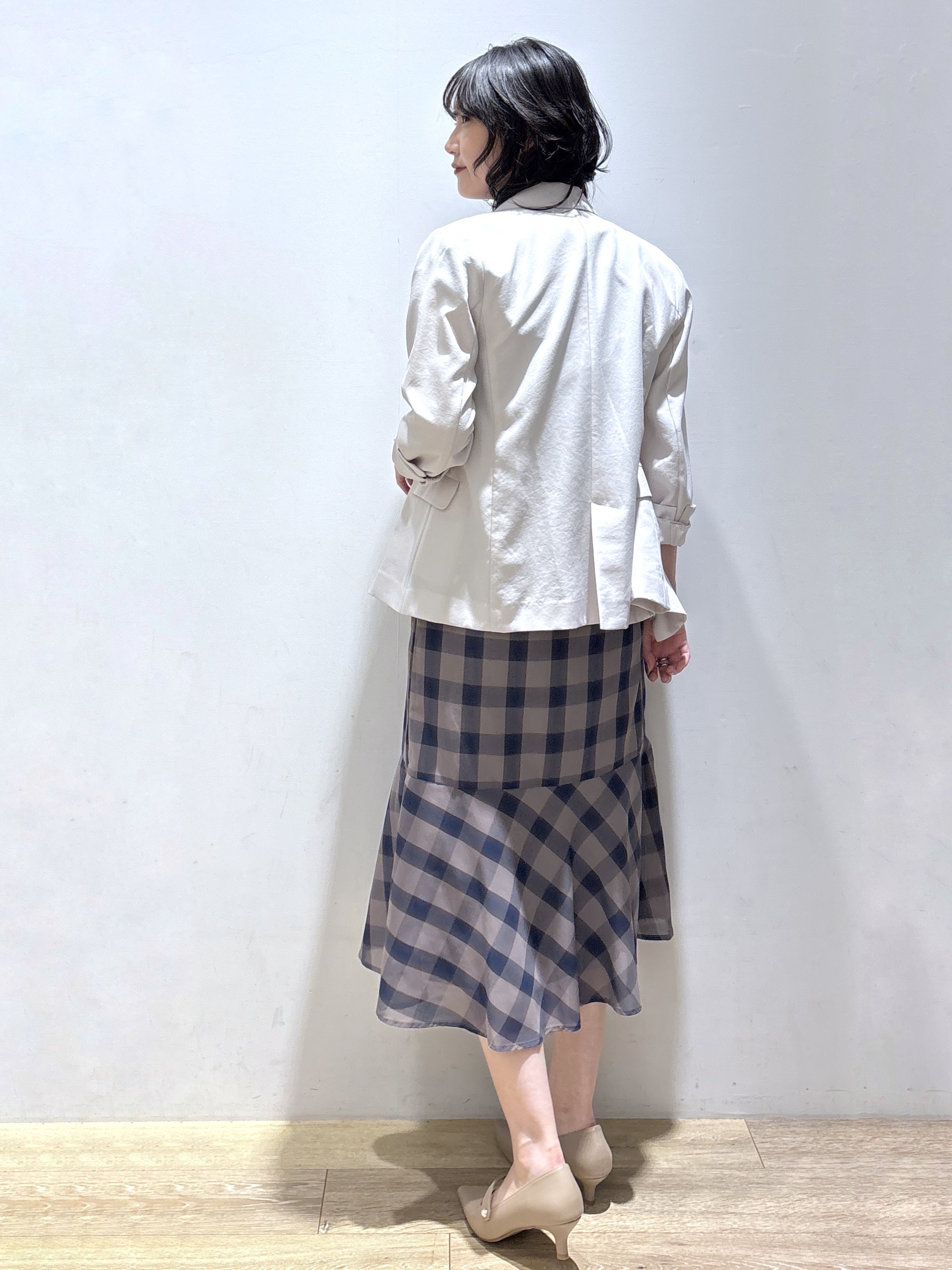 mizukiさんの「index｜《再入荷》ダブルブレストテーラードジャケット【接触冷感／吸水速乾／イージーアイロン／防シワ／洗濯機O」を使ったコーディネート