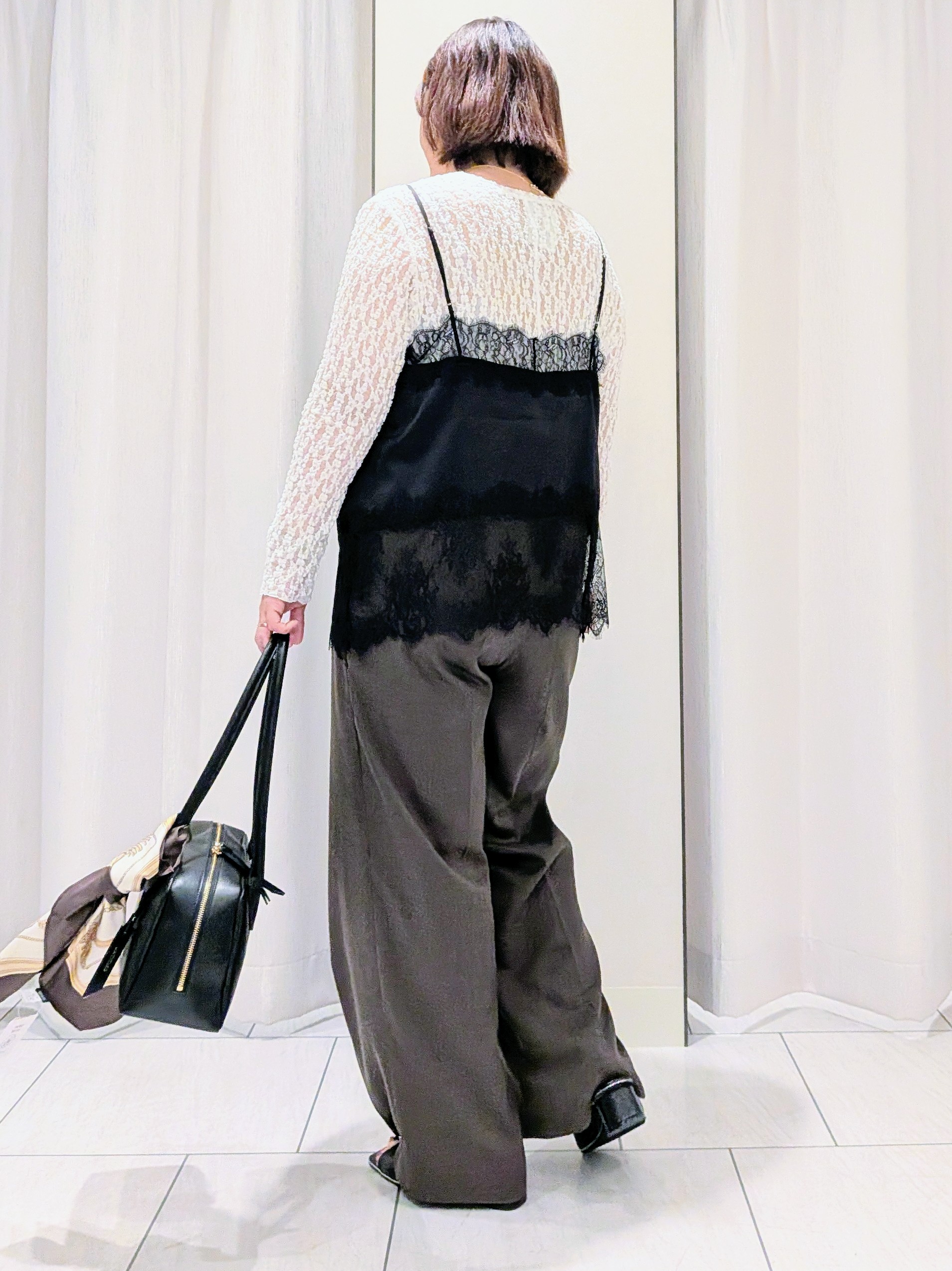 Onumaさんの「UNTITLED｜【羽織りのインナーに】レースプルオーバー」を使ったコーディネート