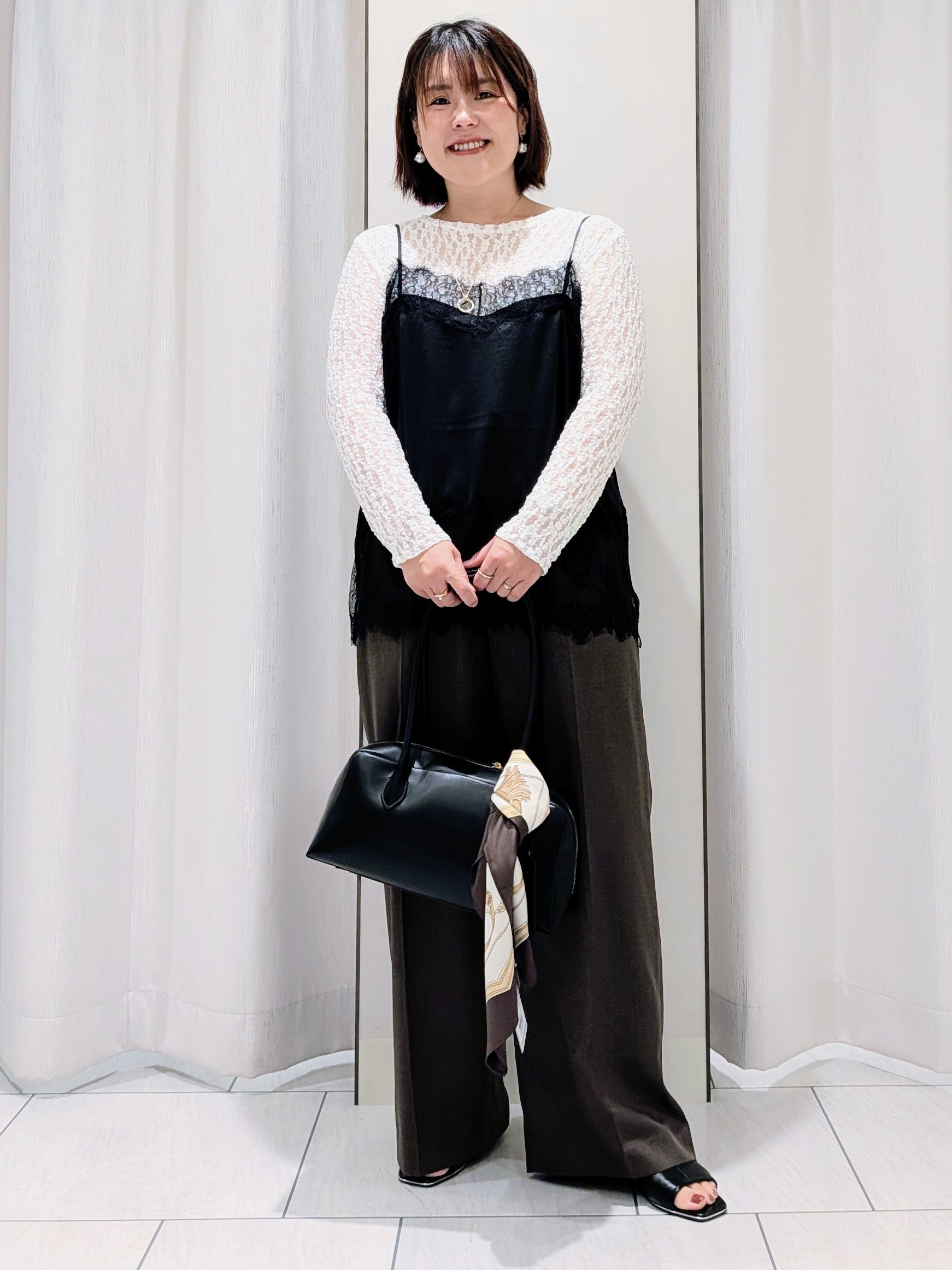 Onumaさんの「UNTITLED｜【羽織りのインナーに】レースプルオーバー」を使ったコーディネート