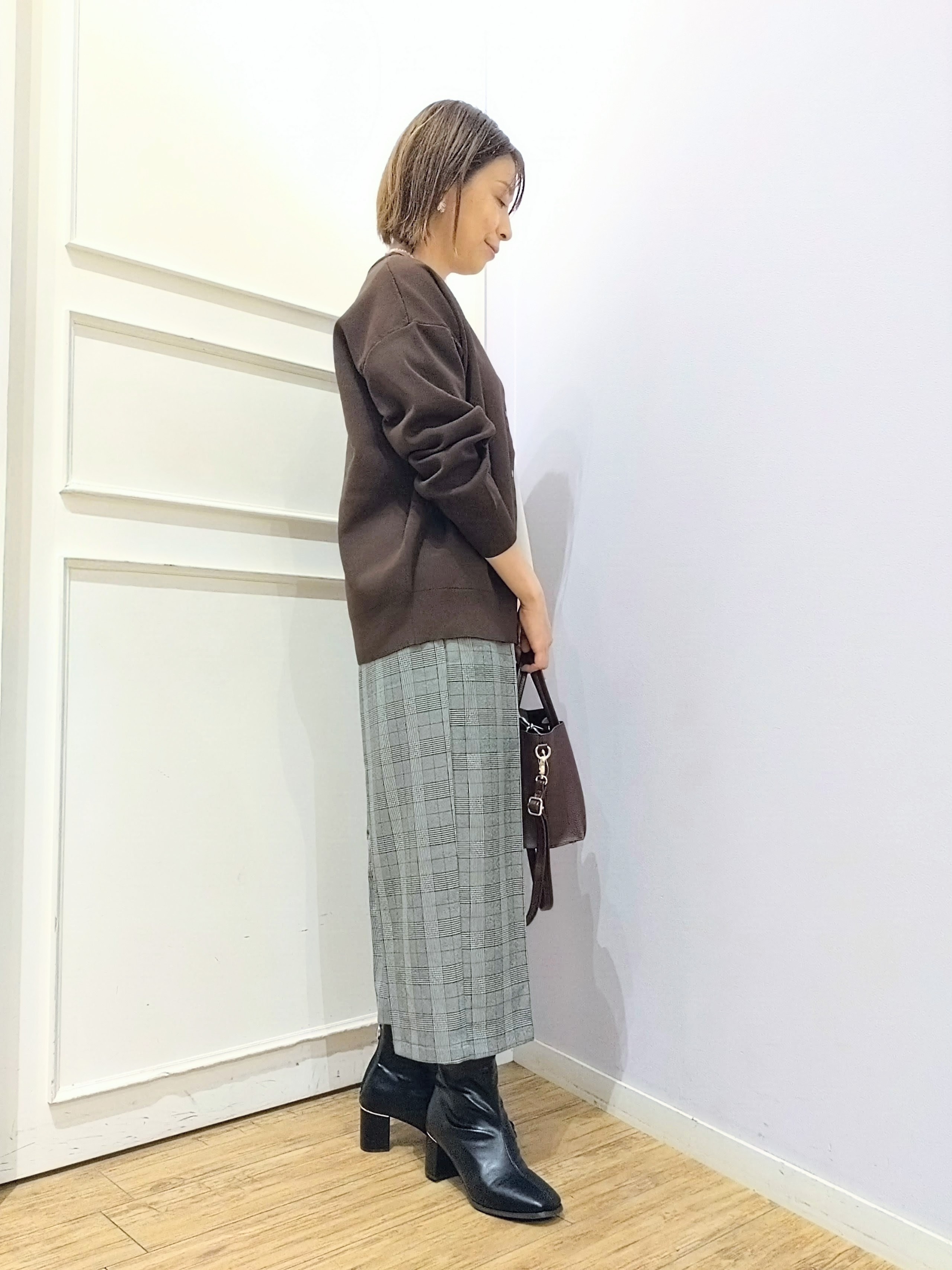 miomioさんの「SHOO･LA･RUE｜【セットアップ可/洗濯機可】軽やかに羽織れる スポンディッシュ ニットカーディガン」を使ったコーディネート