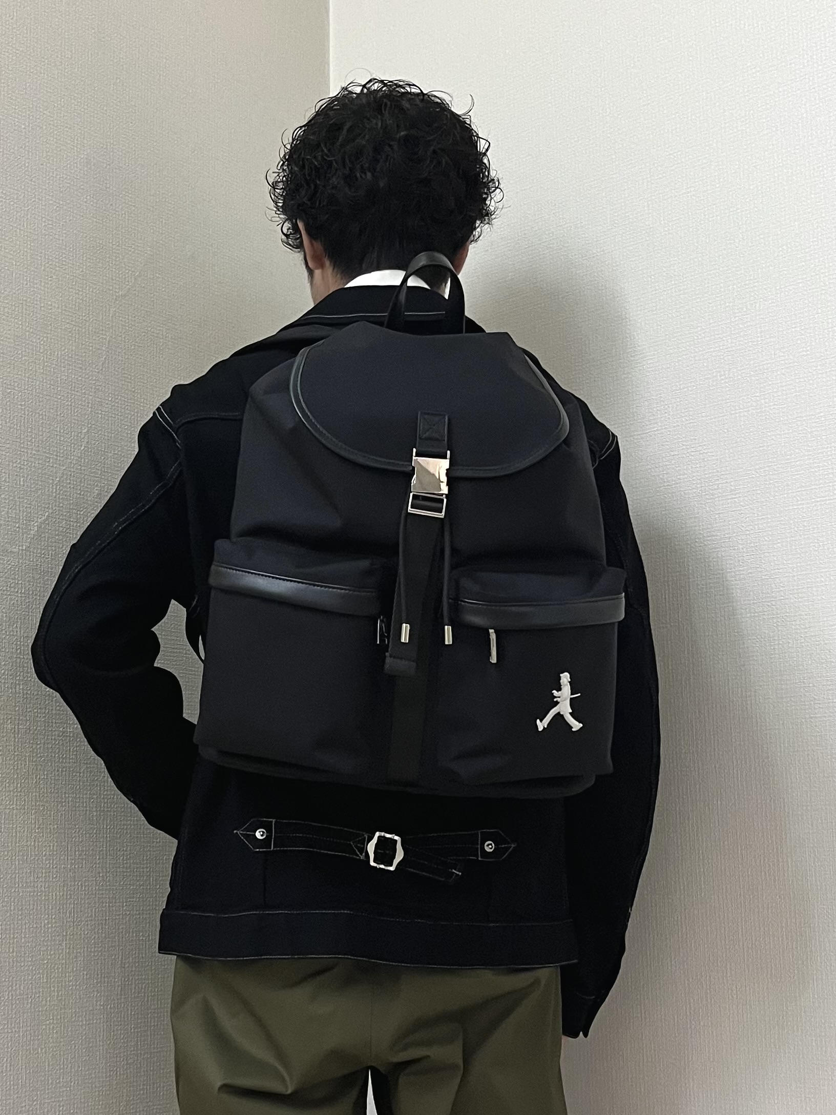 URAさんの「TAKEO KIKUCHI｜【BOWLER HAT LABEL】オフタートル プルオーバージャージ」を使ったコーディネート