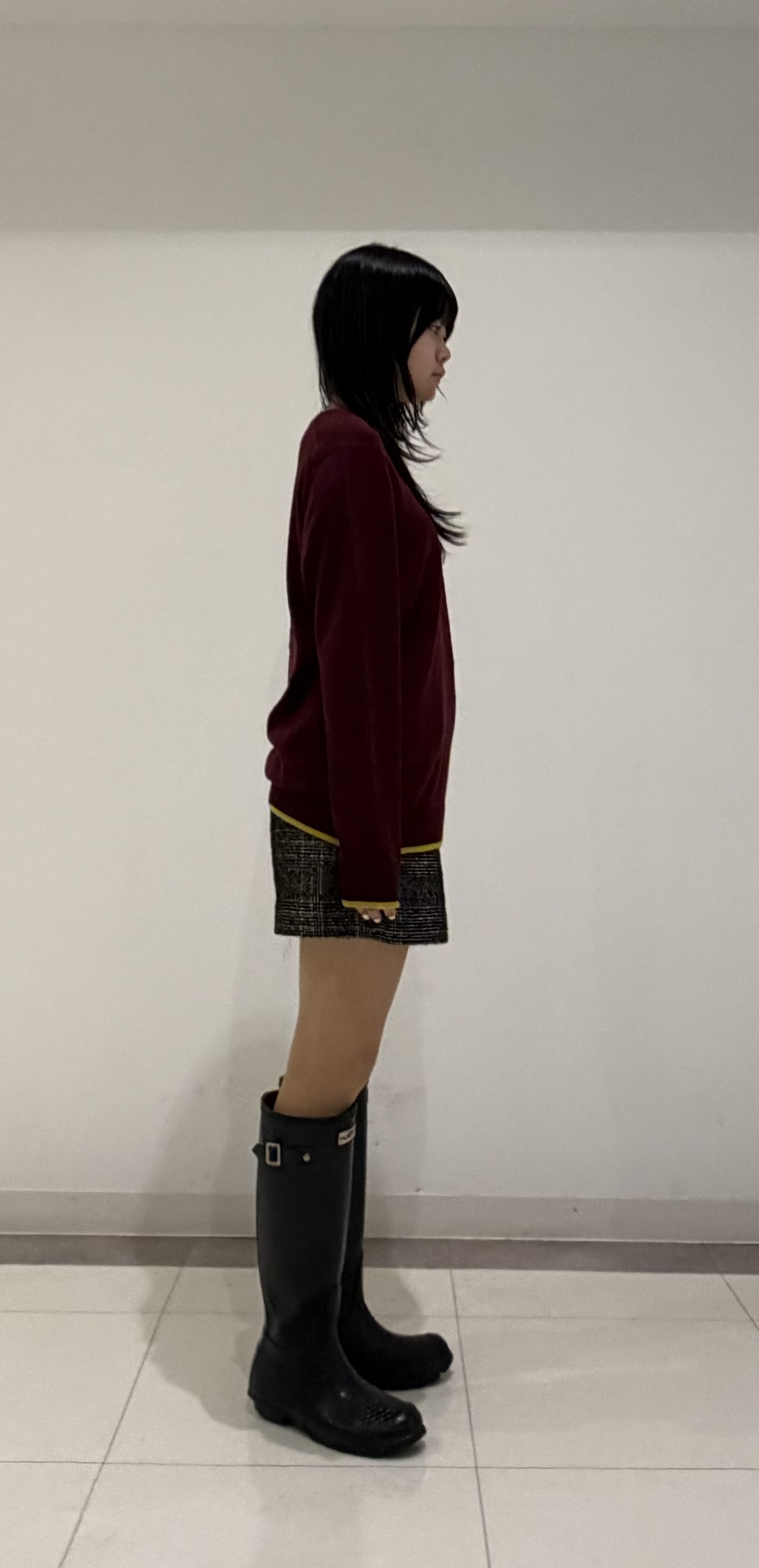 齊藤莉子さんの「DRESSTERIOR｜ゼニアバルーファ キャッシュウール Vネックプルオーバー」を使ったコーディネート