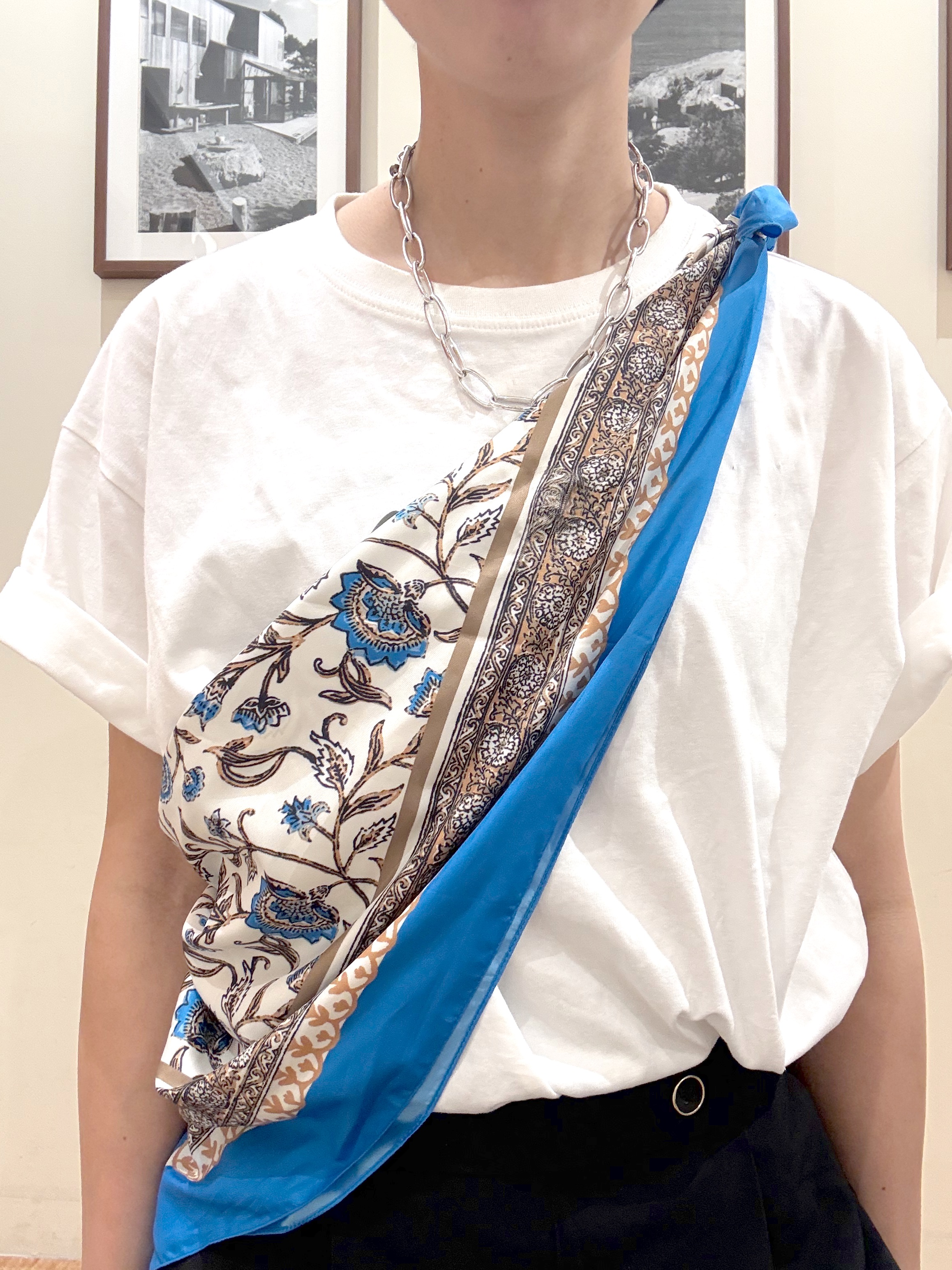 Ayumiさんの「SHOO･LA･RUE｜【S-LL/洗濯機可】大人っぽく着られる ジェルロゴプリントTシャツ」を使ったコーディネート
