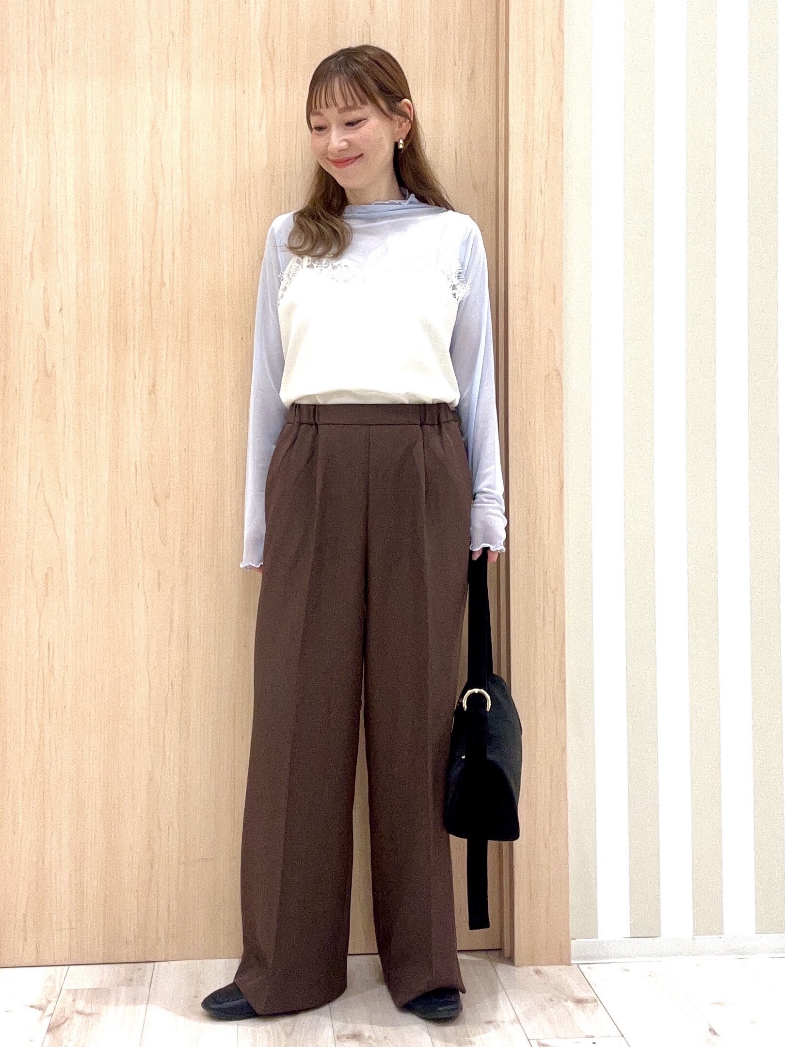 ririさんの「SHOO･LA･RUE｜【S-LL/洗濯機可】コーデにプラスするだけで垢抜ける 柄アソートシアーチュールトップス」を使ったコーディネート