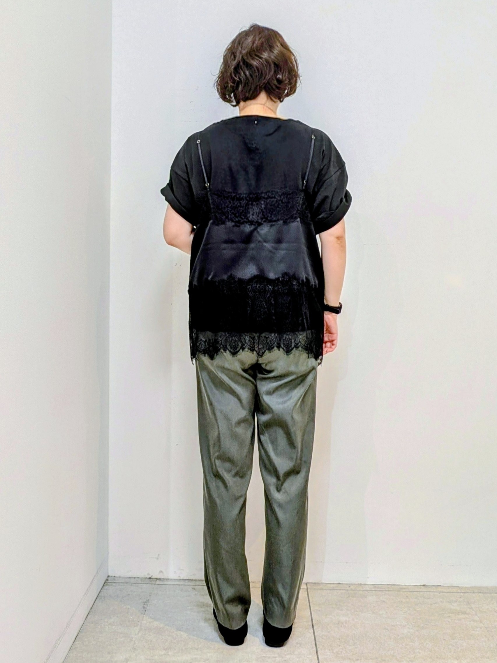 いこさんの「UNTITLED｜【1枚でもセットでも】レースキャミ付きプルオーバー」を使ったコーディネート