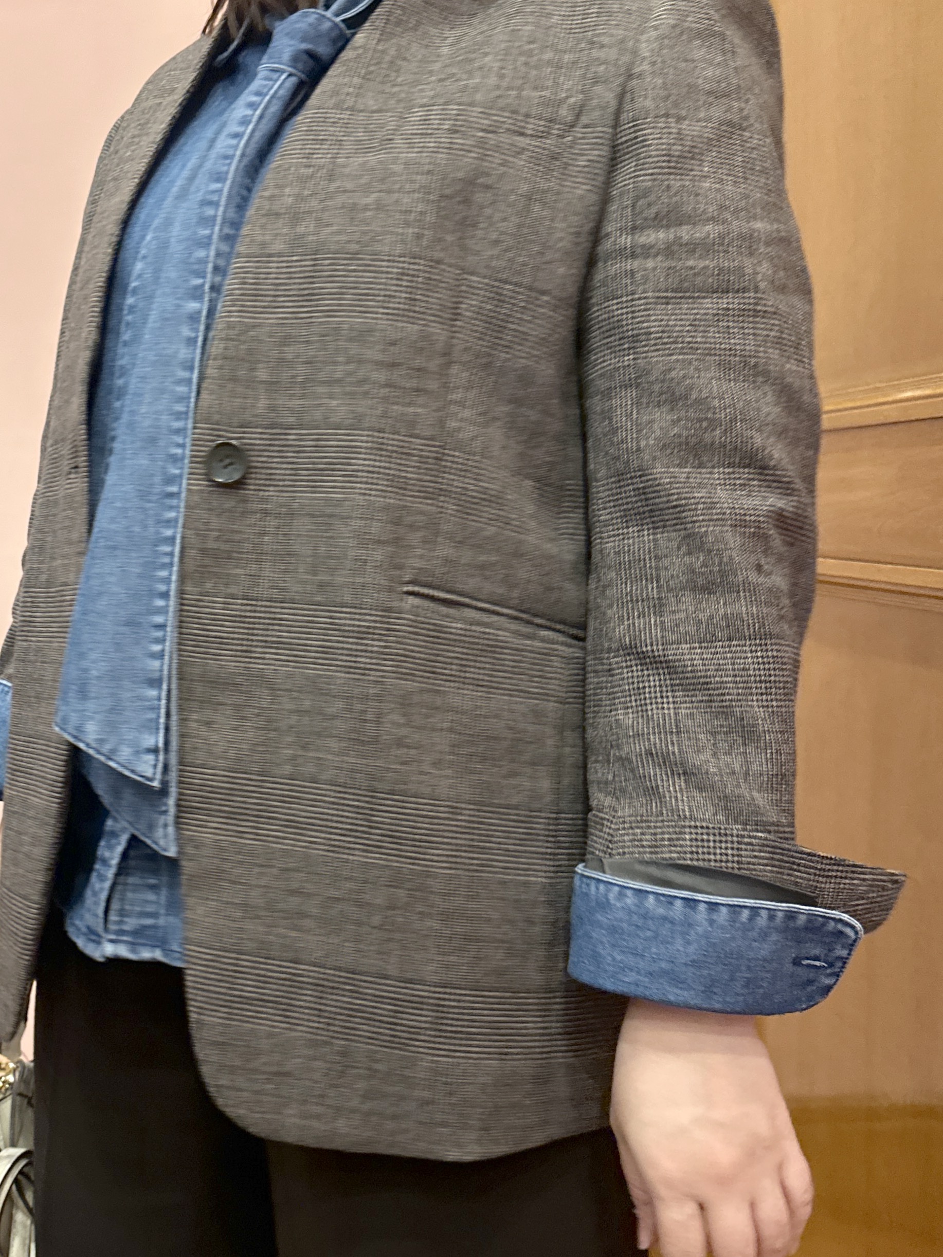komatsuさんの「DRESSTERIOR｜【取り外し可能】2WAY ボウタイデニムシャツ」を使ったコーディネート