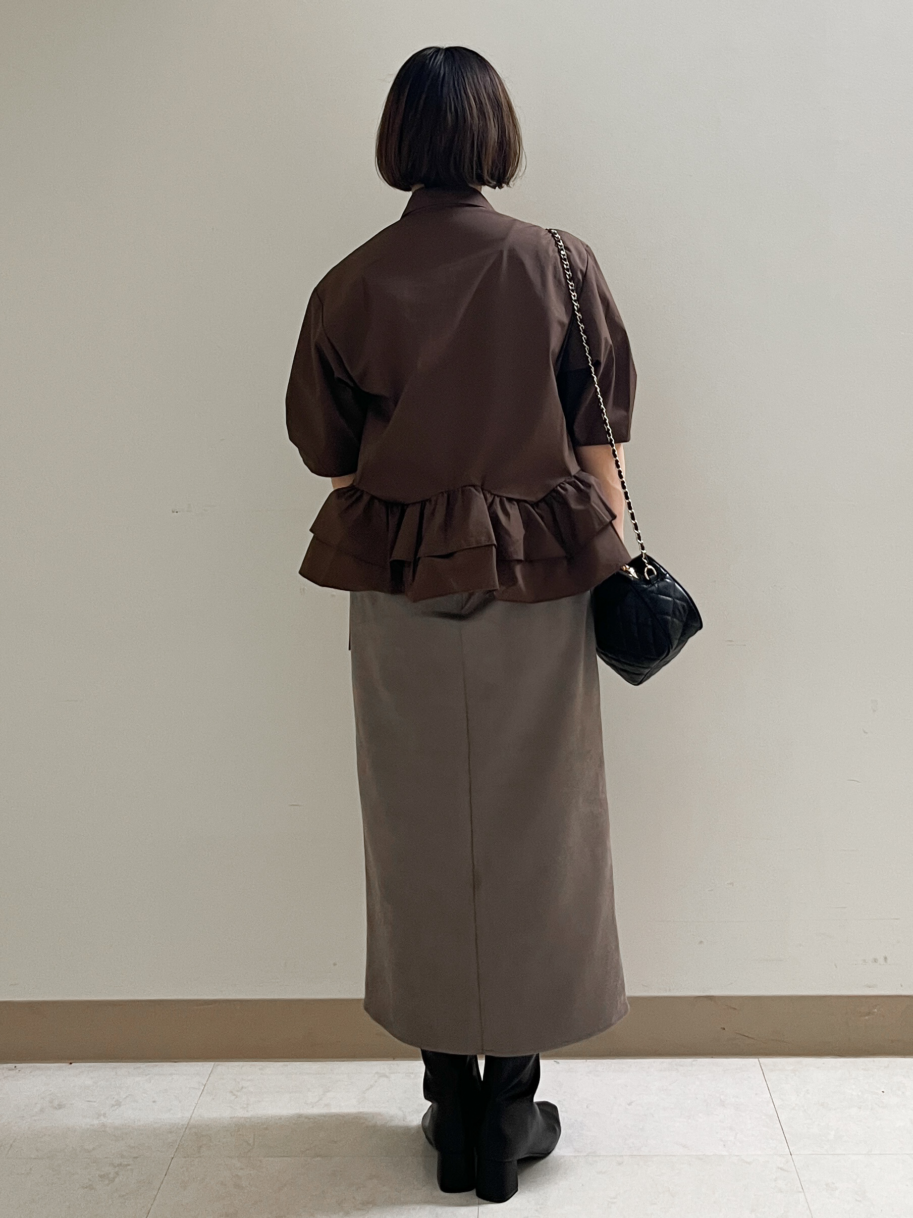 あかねさんの「OPAQUE.CLIP｜【森絵梨佳さん着用】裾ラッフルデザインブラウス《洗濯機OK》」を使ったコーディネート