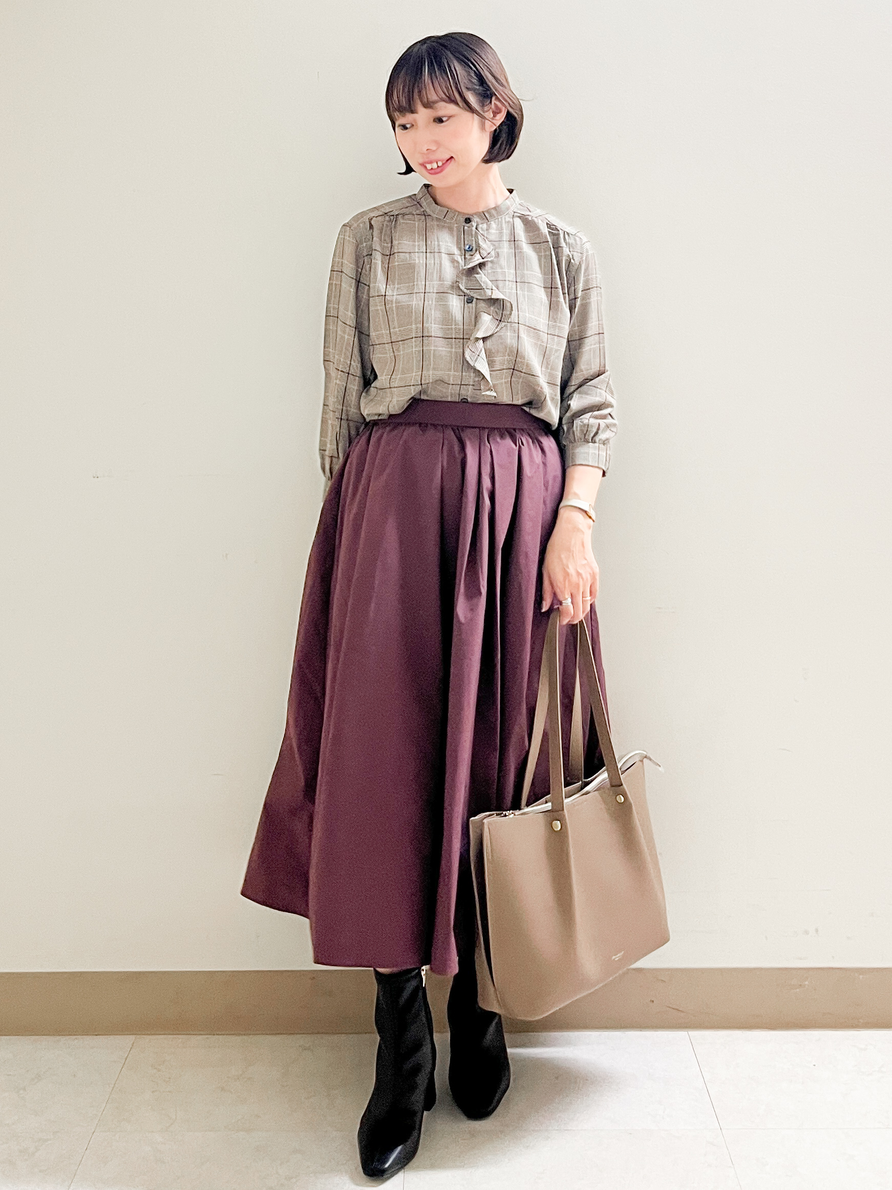 あかねさんの「OPAQUE.CLIP｜【森絵梨佳さん着用】チェック柄フリルブラウス《洗濯機OK》」を使ったコーディネート