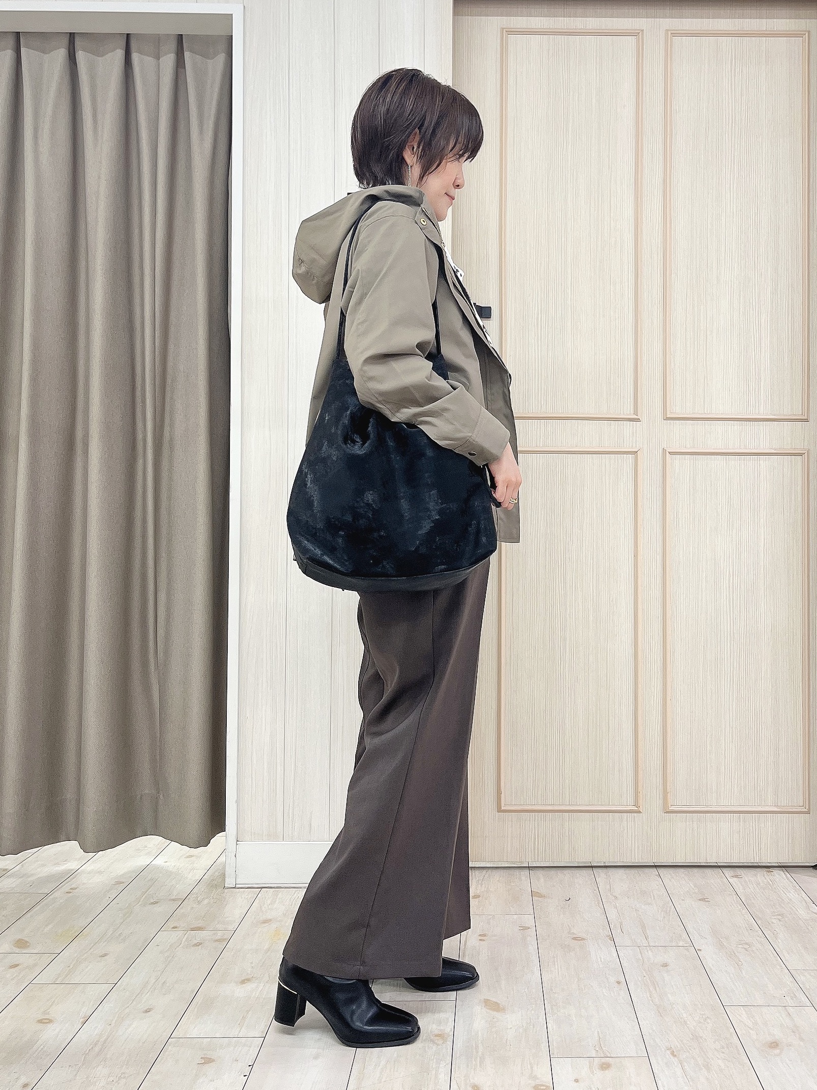 kaneさんの「SHOO･LA･RUE｜【洗濯機可/撥水/マルチWAY】ファーライナー付き 毎日欲張りマンパ」を使ったコーディネート