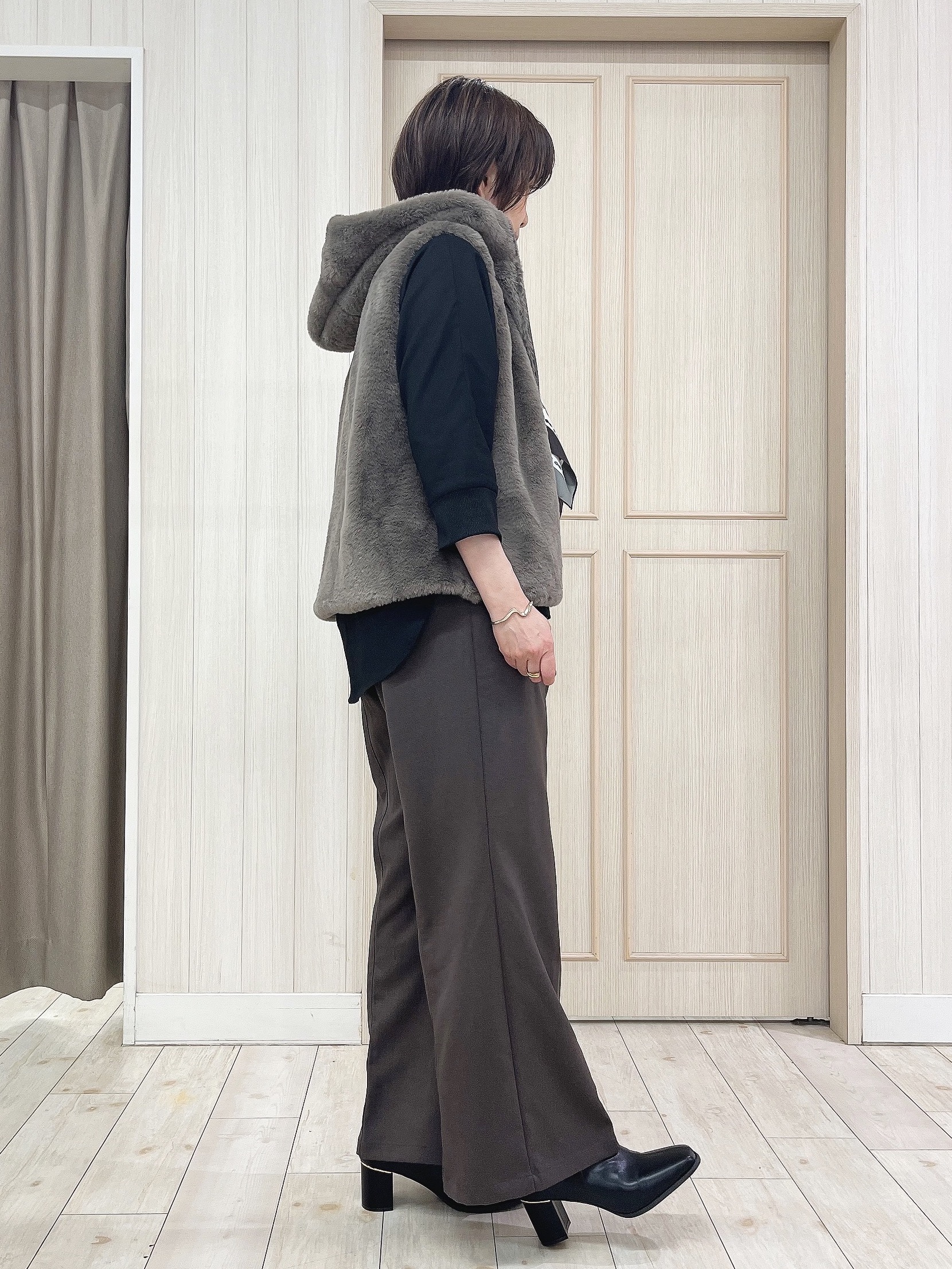 kaneさんの「SHOO･LA･RUE｜【洗濯機可/撥水/マルチWAY】ファーライナー付き 毎日欲張りマンパ」を使ったコーディネート