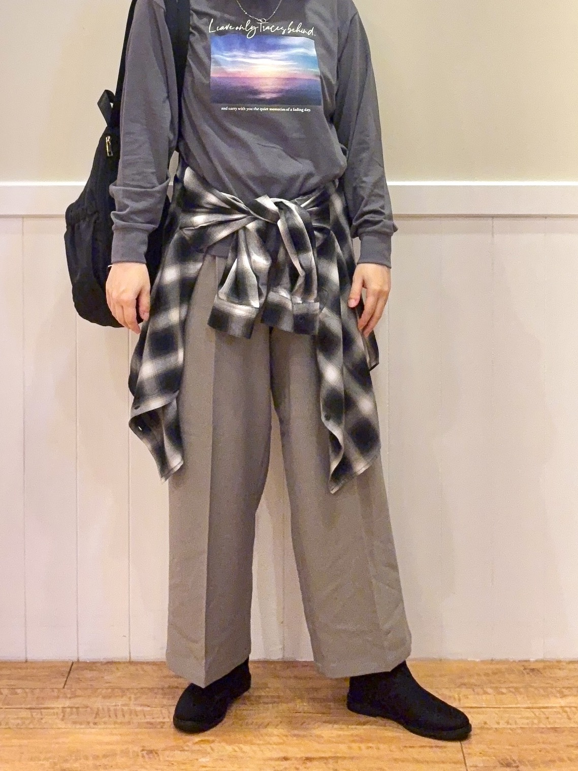 FUJIさんの「SHOO･LA･RUE｜【洗濯後しわになりにくい/S-LL】選べる6パターン 羽織としても活躍する ベーシックシャツ」を使ったコーディネート