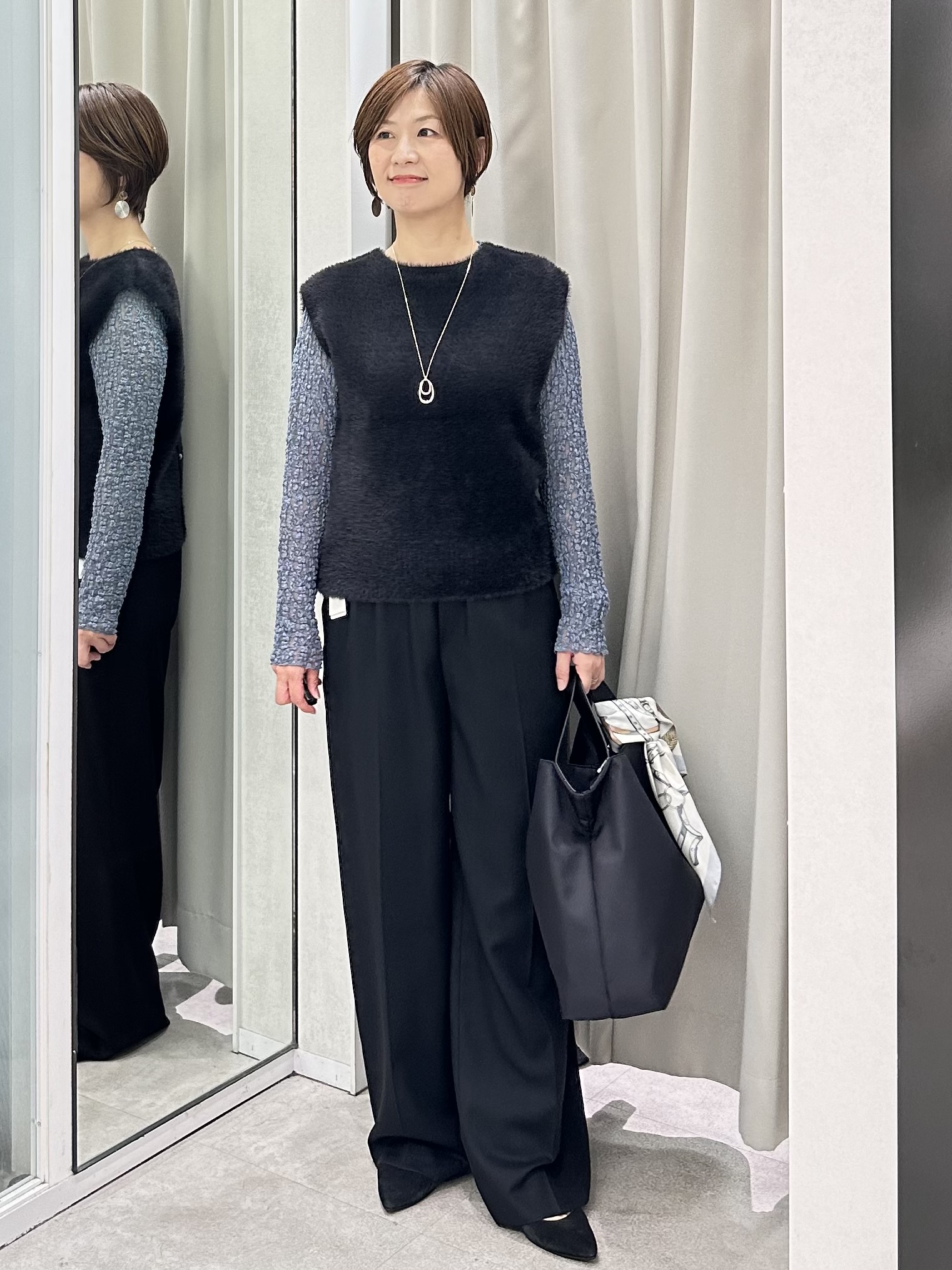 みなこさんの「UNTITLED｜【セットアップ可/秋羽織り】メランジツイルシャツ」を使ったコーディネート
