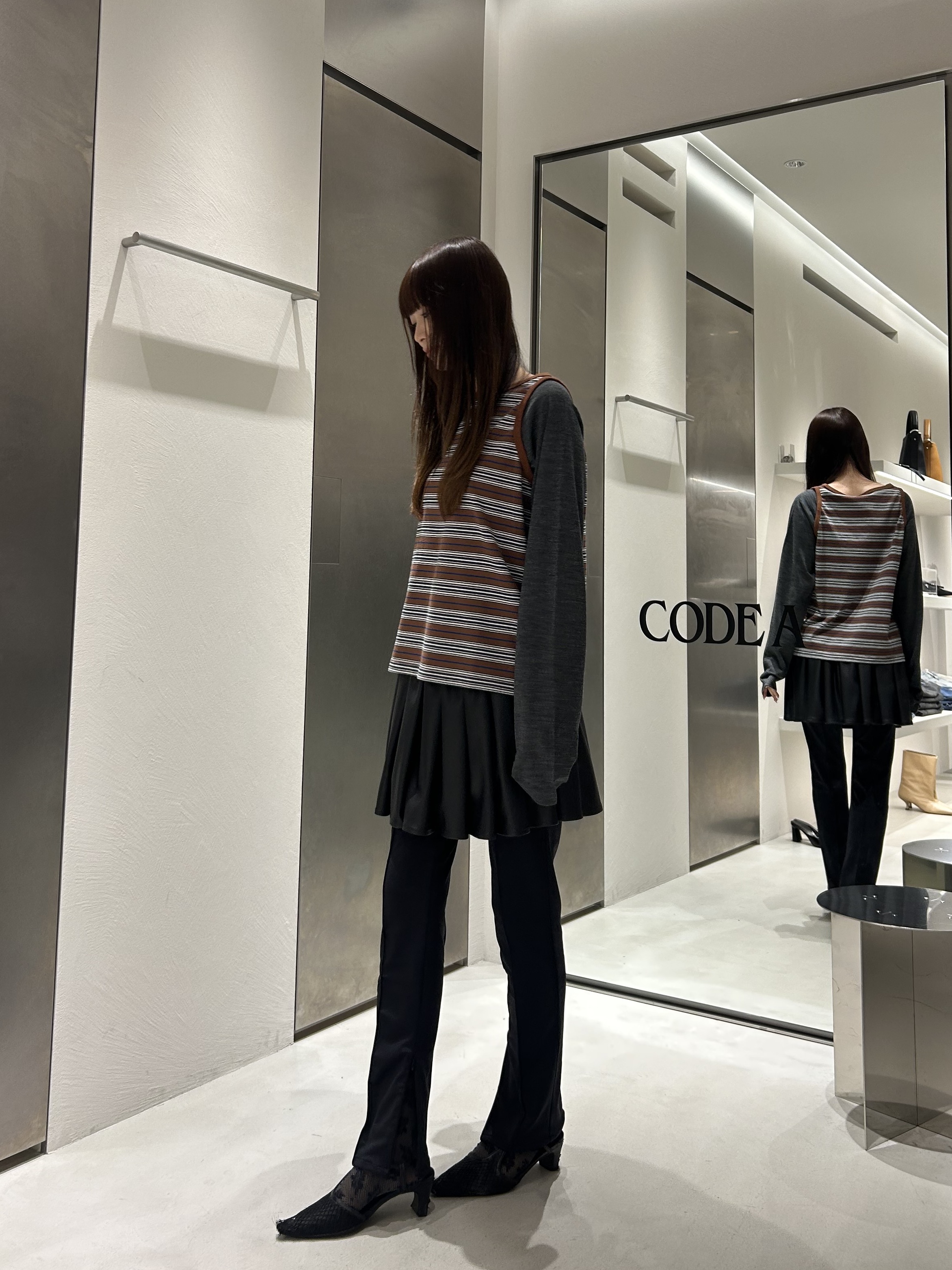 miniさんの「CODE A｜Girls department Club｜BORDER TANK LAYER LS」を使ったコーディネート